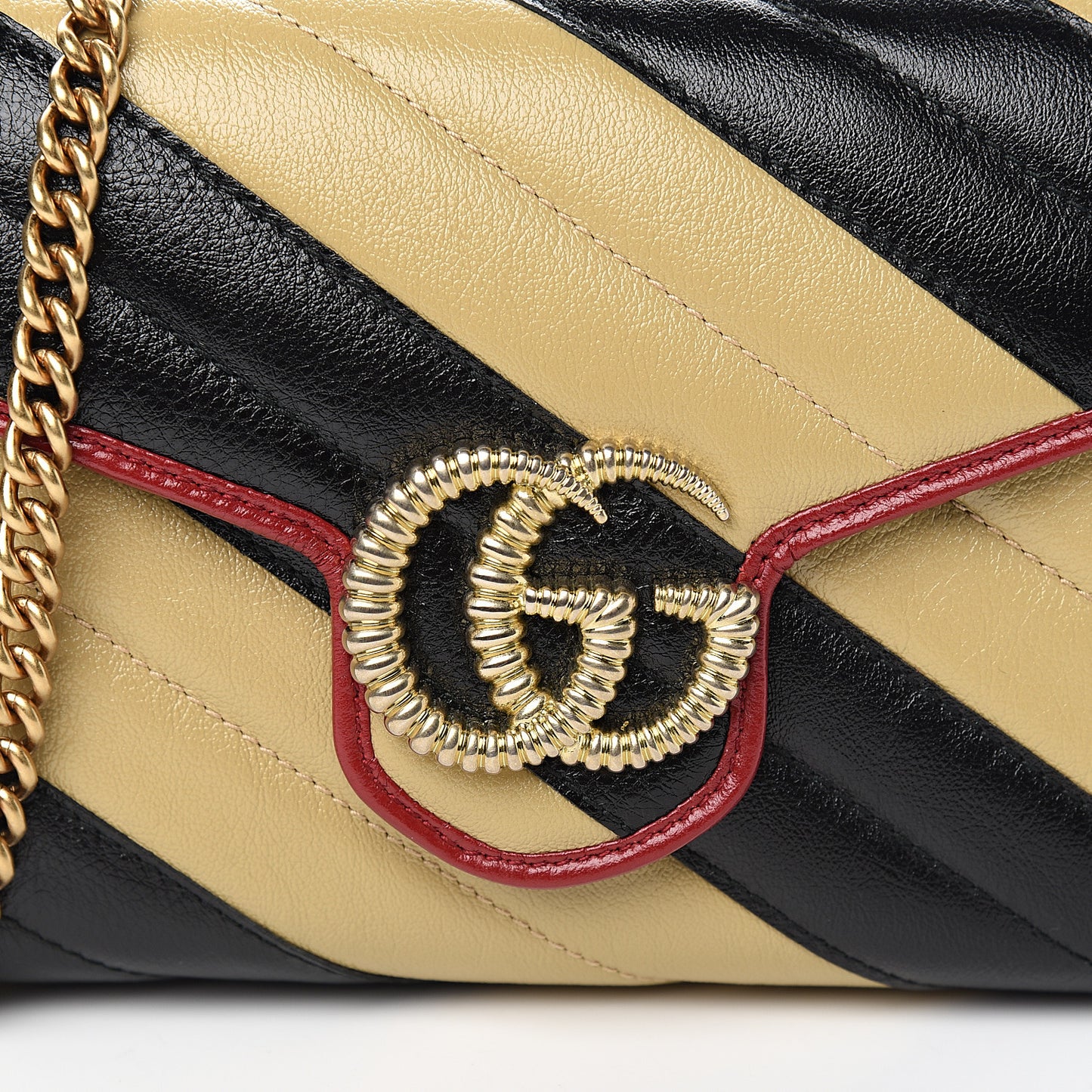 Azalea Calfskin Matelasse Diagonal Patchwork Torchon GG Marmont Chain Wallet Black Beige Romantic Cerise