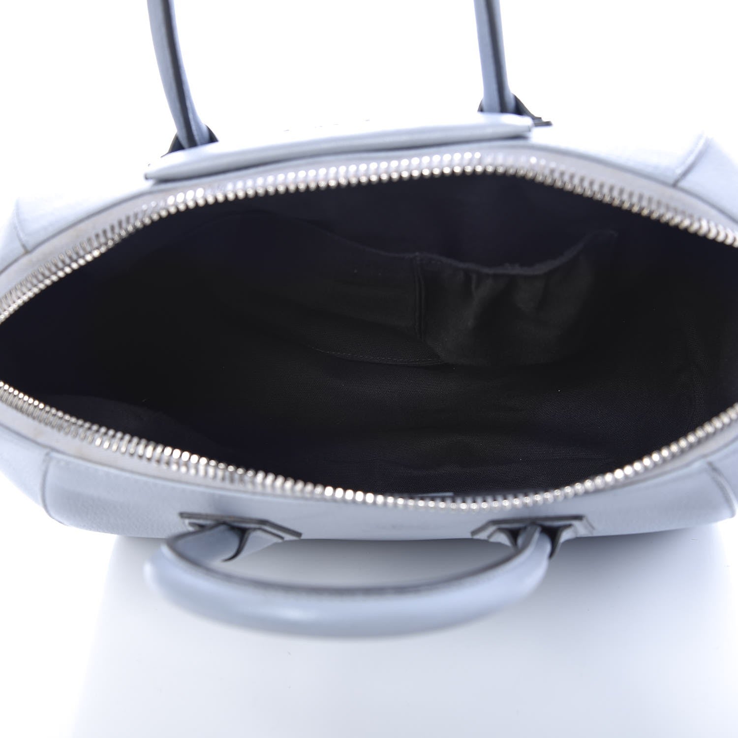 Givenchy Sugar Goatskin Medium Antigona Pearl Grey 7 of 18