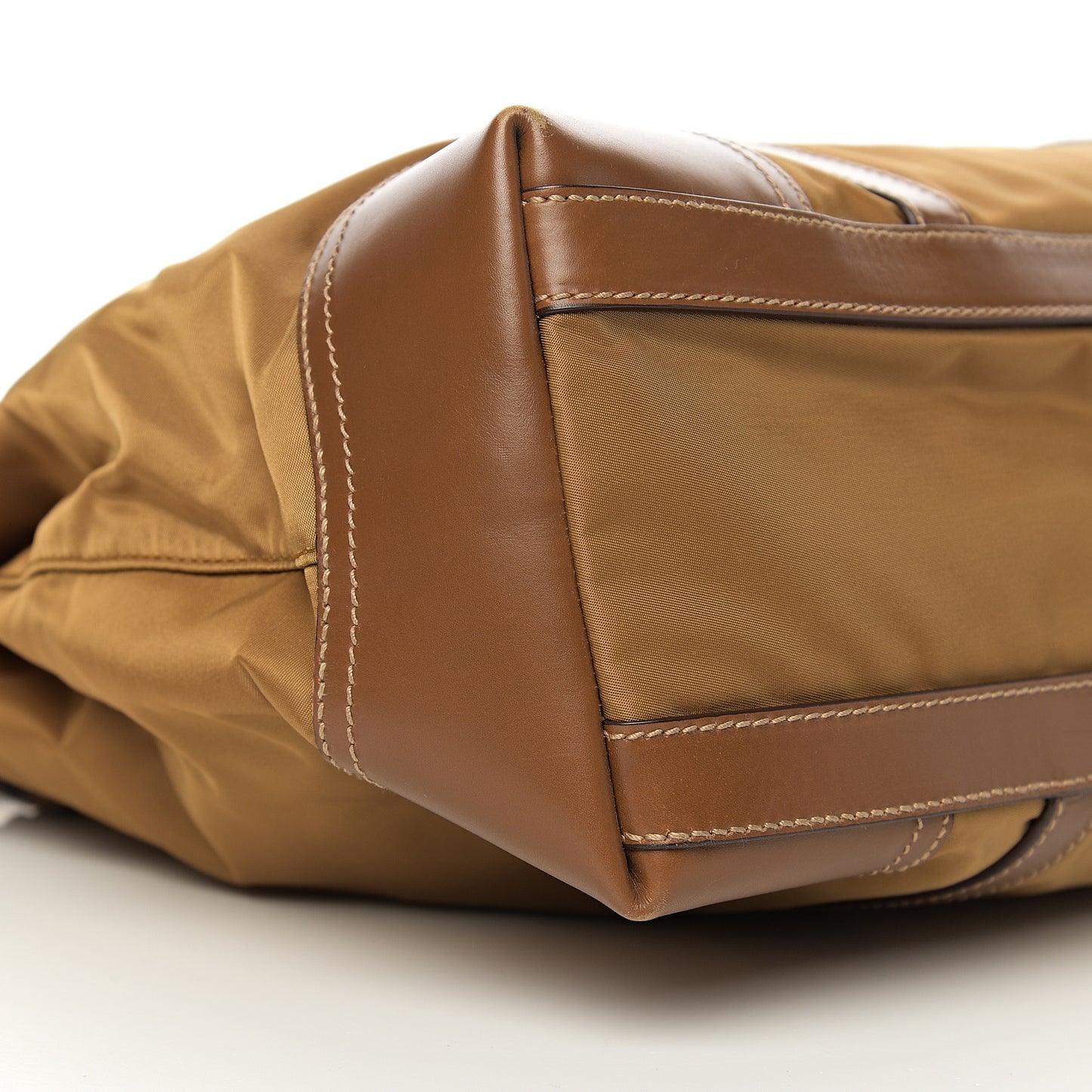 Tessuto Nylon Saffiano Tote Cammello