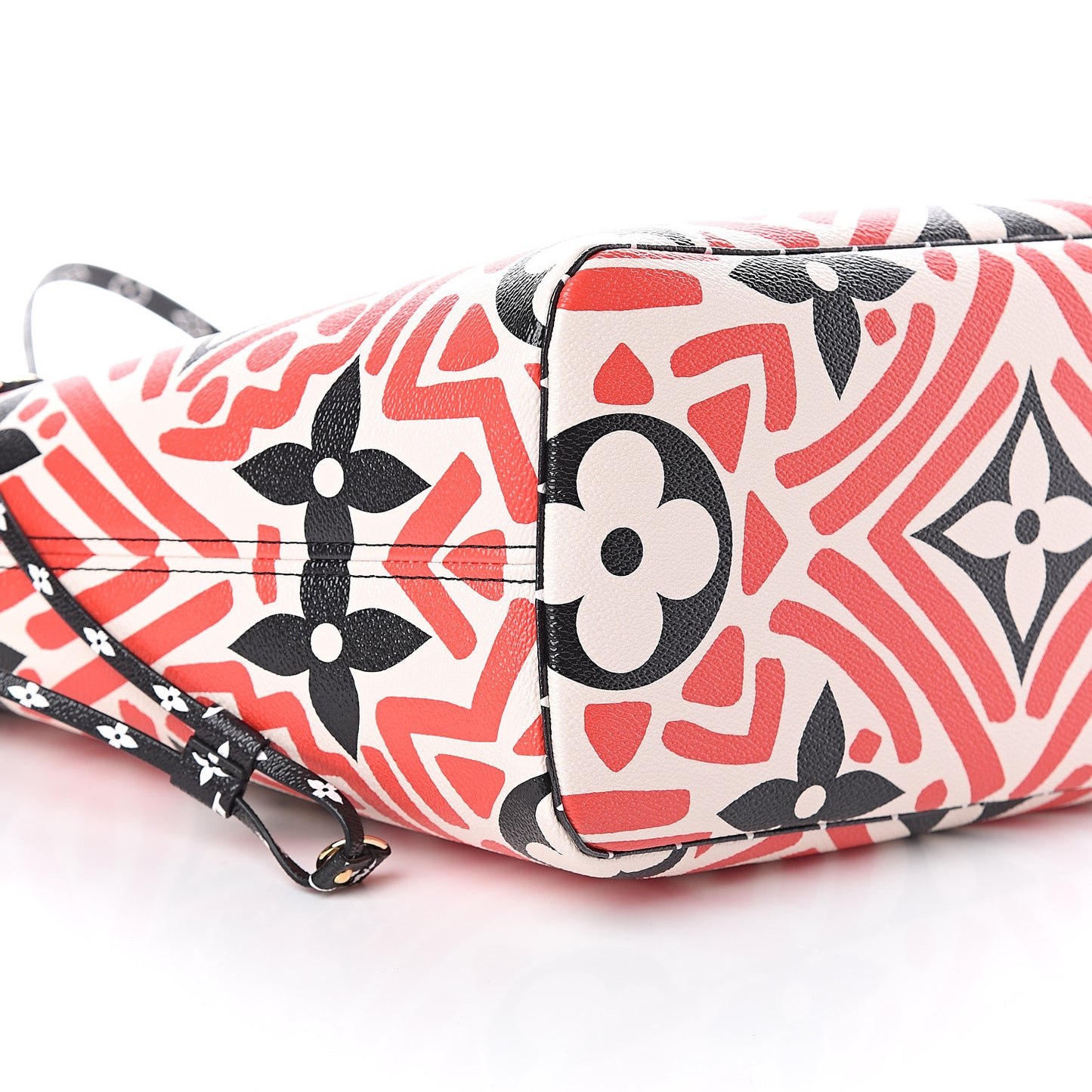 Monogram Giant Crafty Neverfull MM Creme Rouge Black