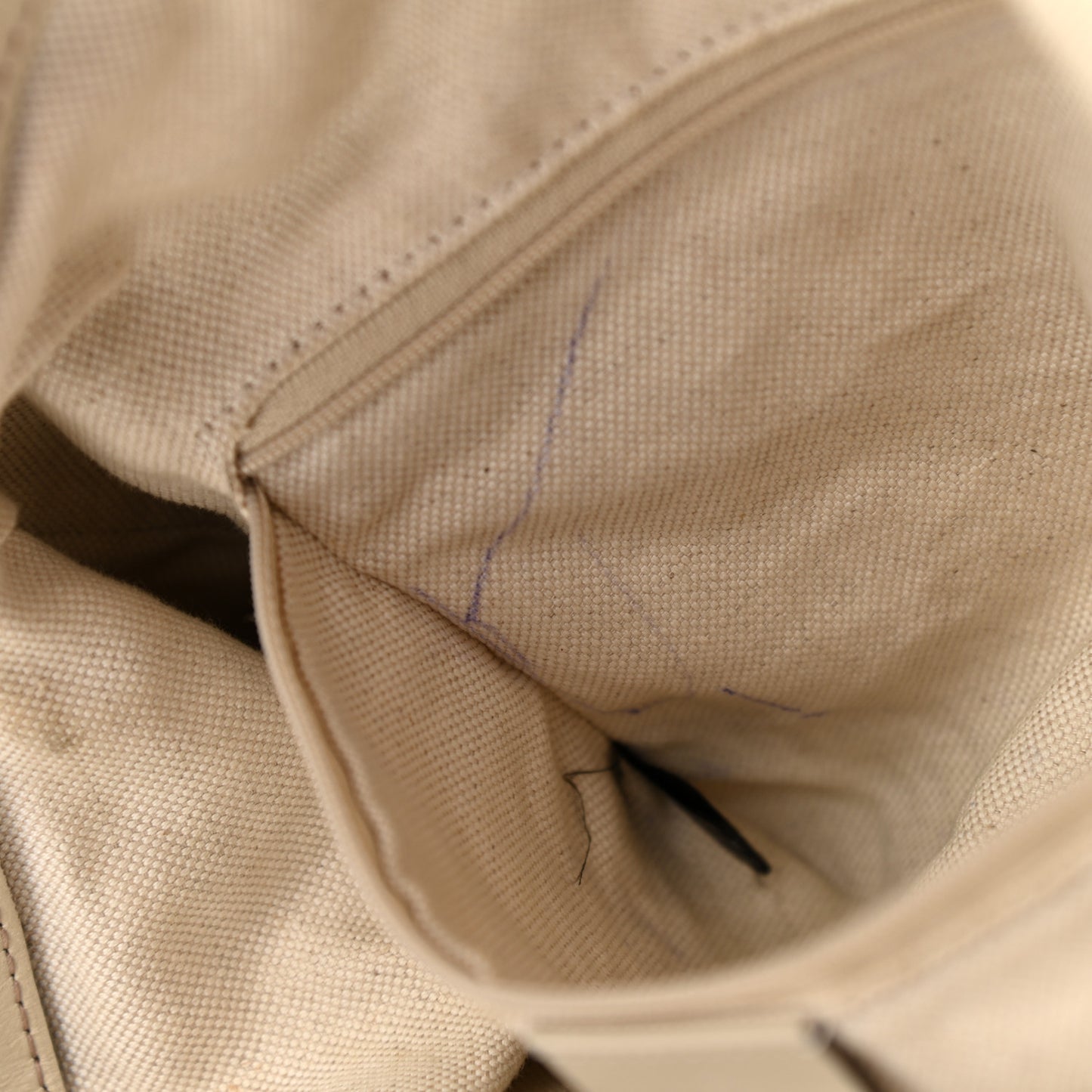 Monogram Medium Sukey Boston Off White