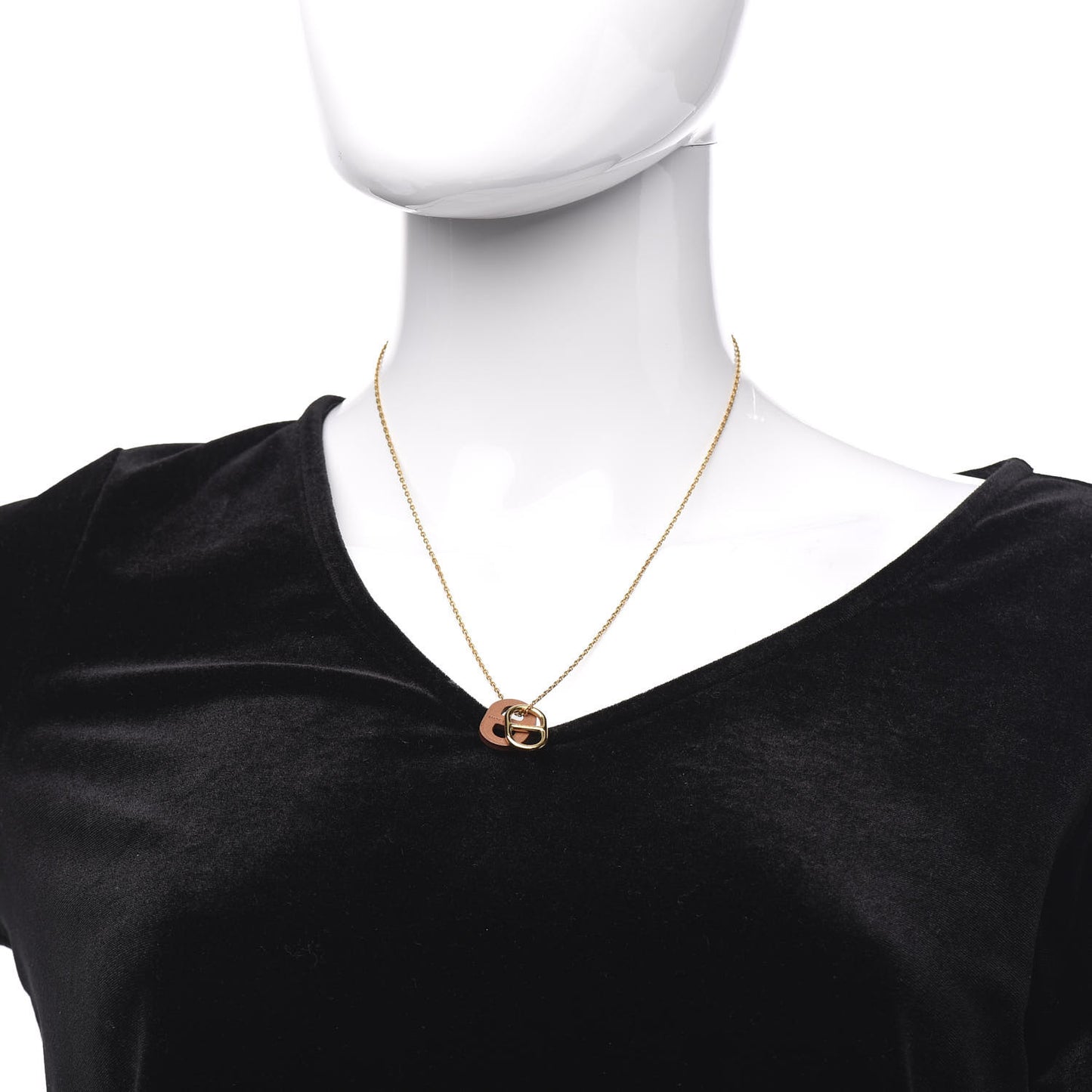 Swift O'Maillon Pendant Necklace Gold