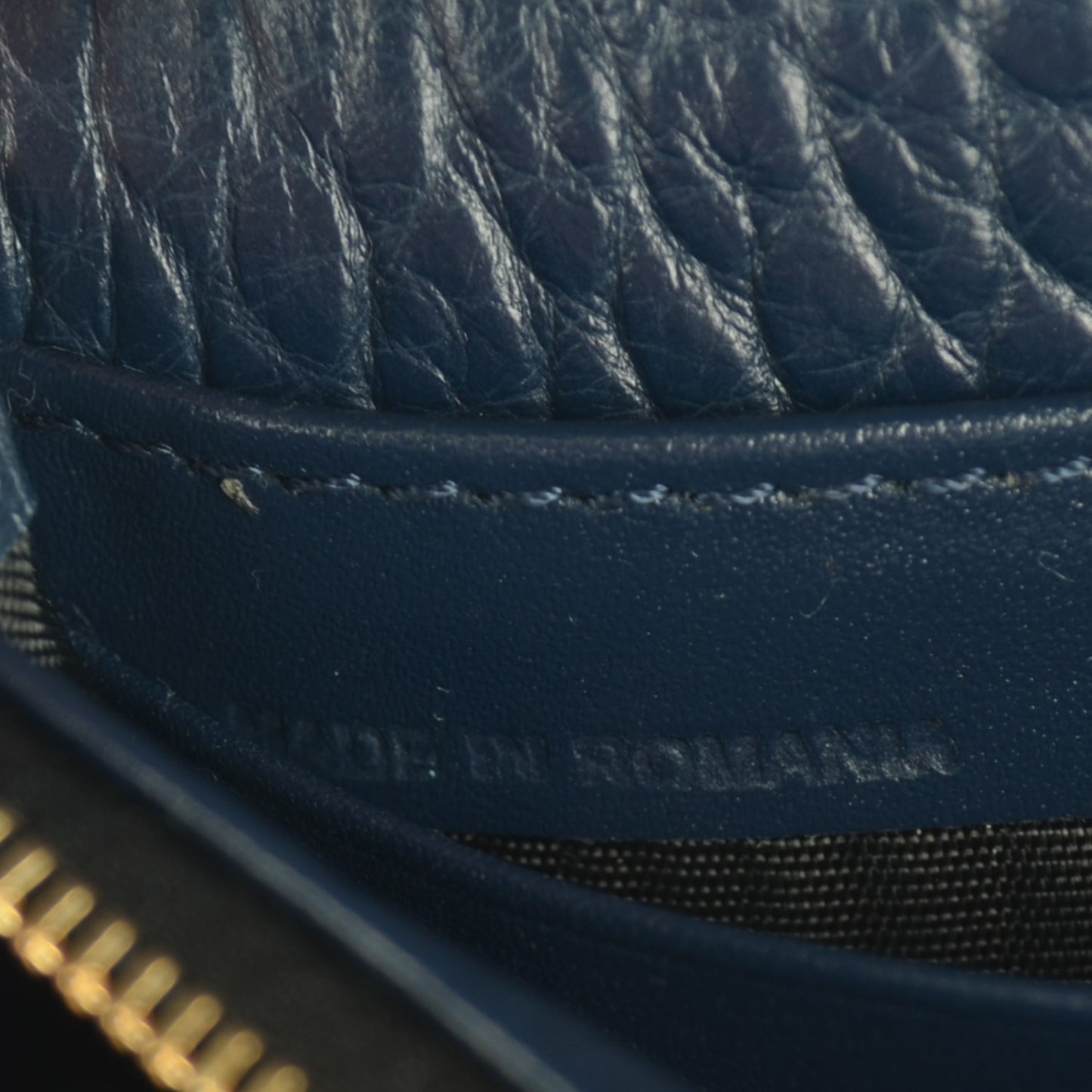 Signature Grain Clutch With Chain Blue Carbon