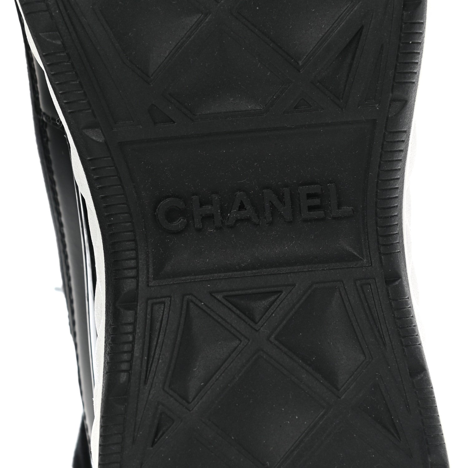 Chanel Velvet Calfskin Mixed Fibers CC Sneakers 37 Black 6 of 9