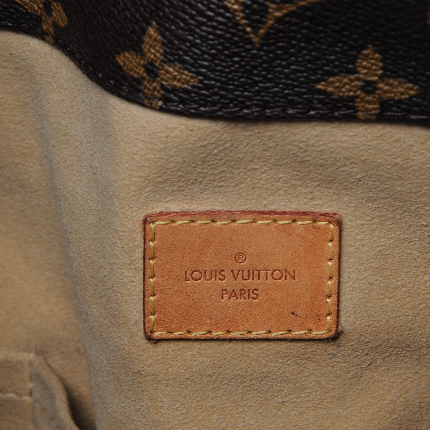 Louis Vuitton Monogram Artsy MM 6 of 7