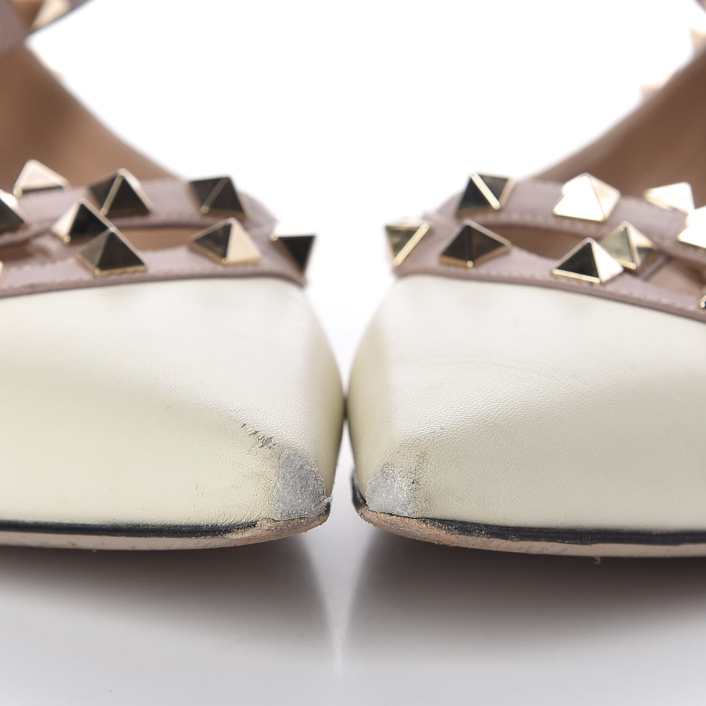 Calfskin Rockstud Cage Ballerina Flats 40 Light Ivory Poudre