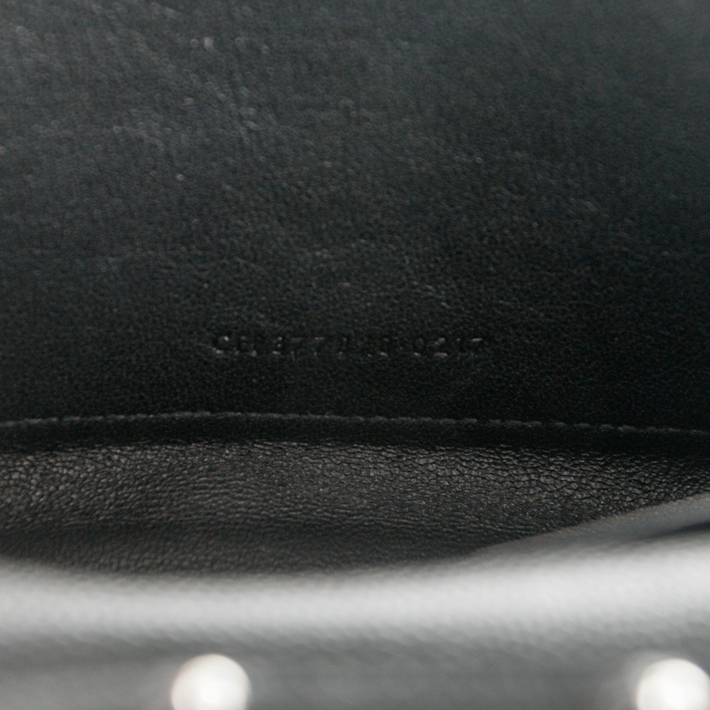 Grain De Poudre Matelasse Chevron Monogram Chain Wallet Black