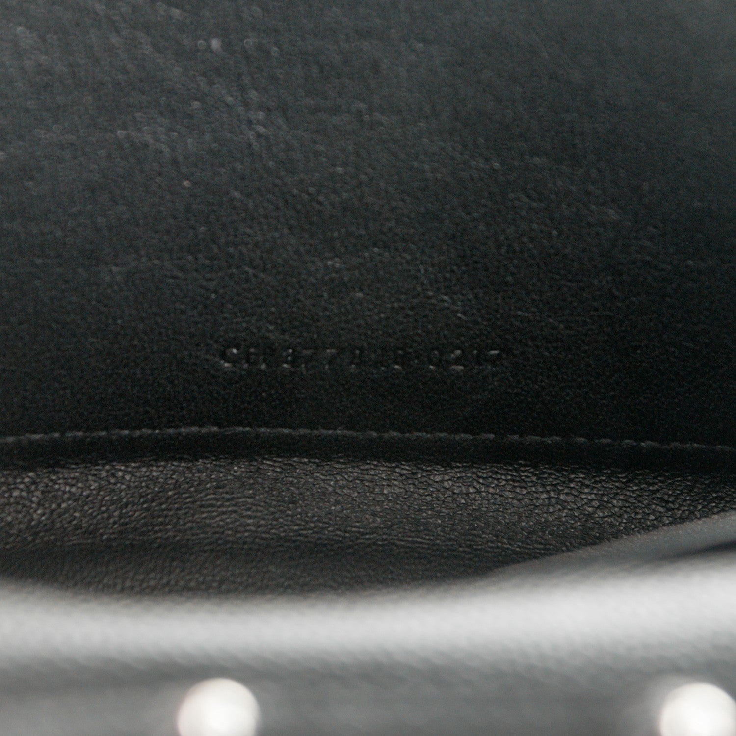 Saint Laurent Grain De Poudre Matelasse Chevron Monogram Chain Wallet Black 7 of 8
