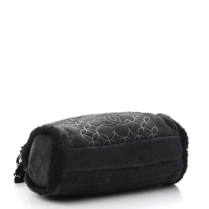 Chanel Shearling Suede Stiched CC Tote Black 5 of 11