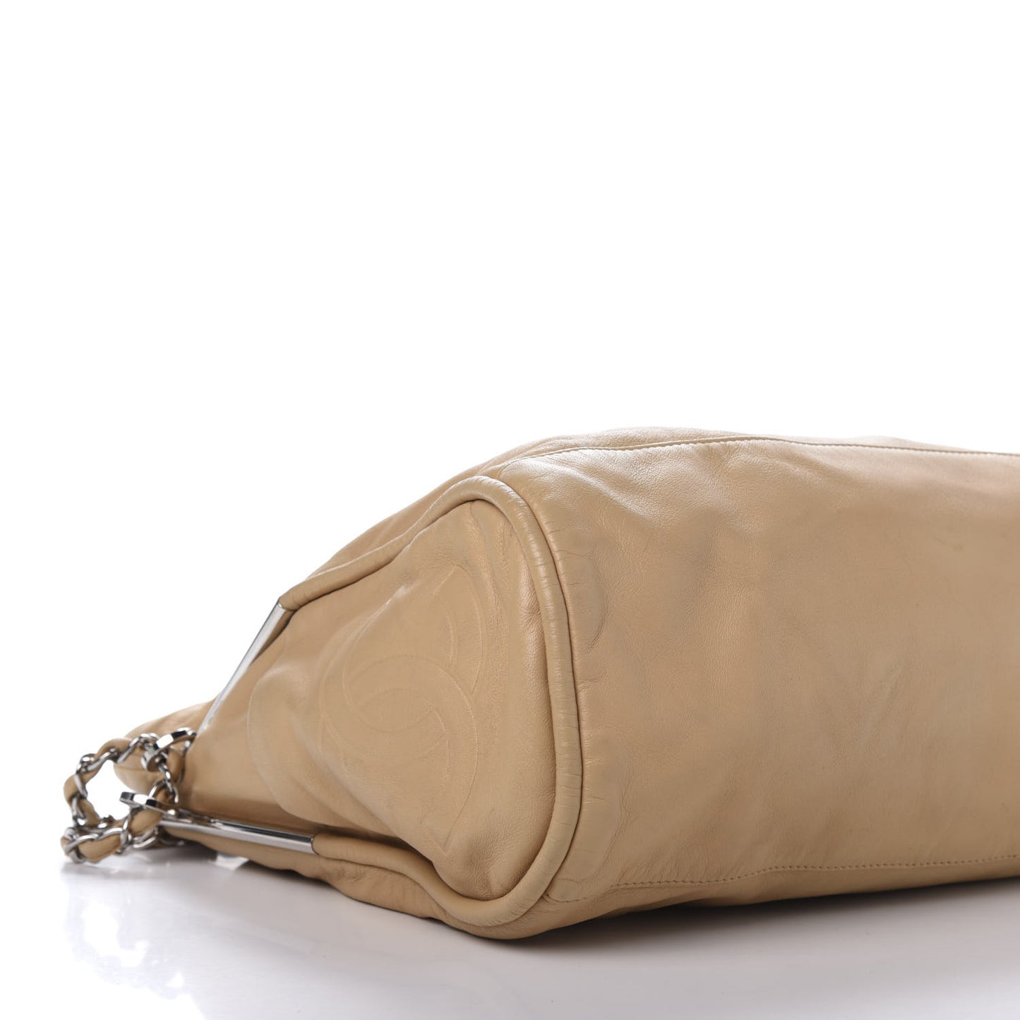 Lambskin Large Ultimate Soft Tote Beige