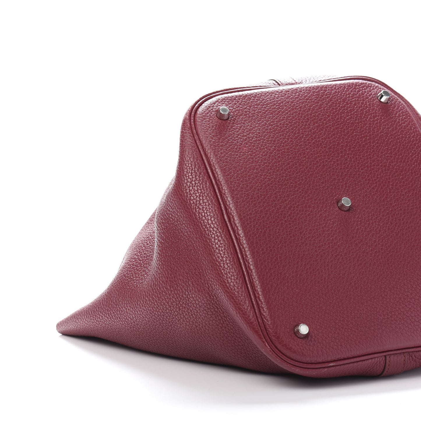 Taurillon Clemence Picotin Lock 26 GM Rubis