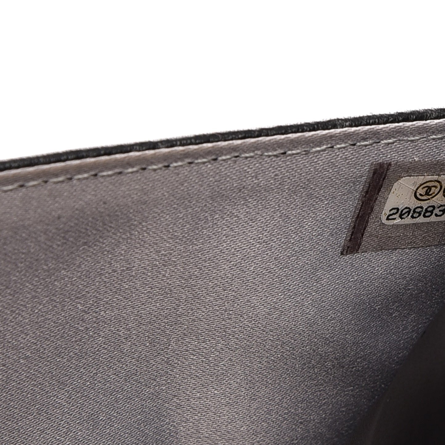 Lambskin Camellia Embossed Wallet On Chain WOC Black