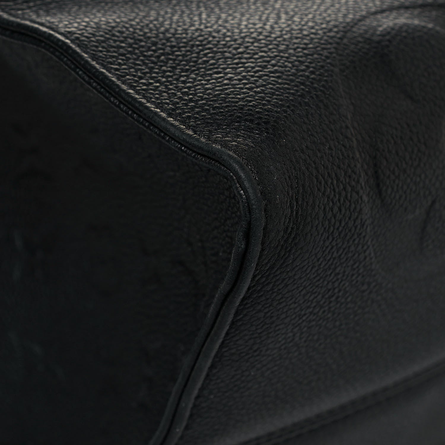 Louis Vuitton Empreinte Monogram Giant Onthego GM Black 9 of 23