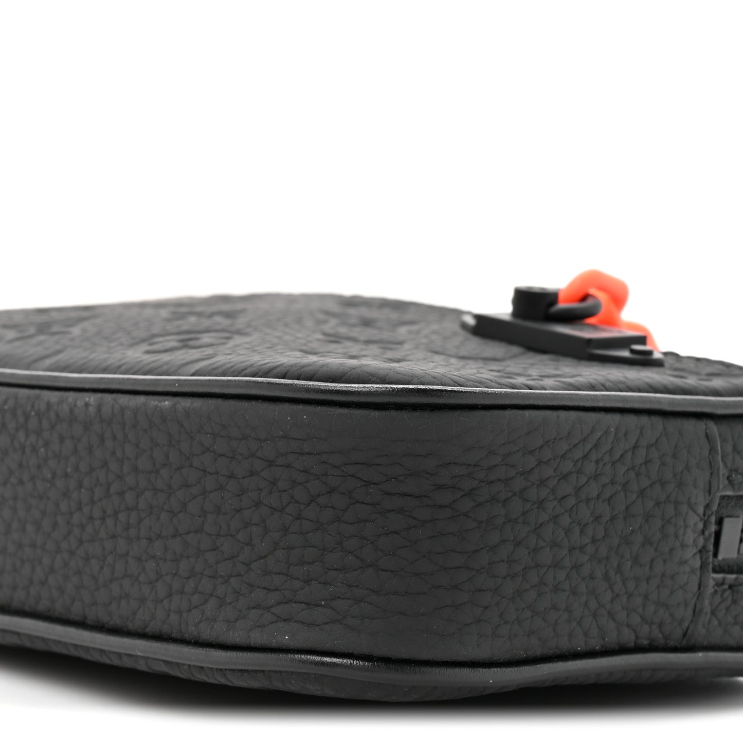 Taurillon Monogram Uniformes Solar Ray Soft Pochette Volga Belt Bag Black