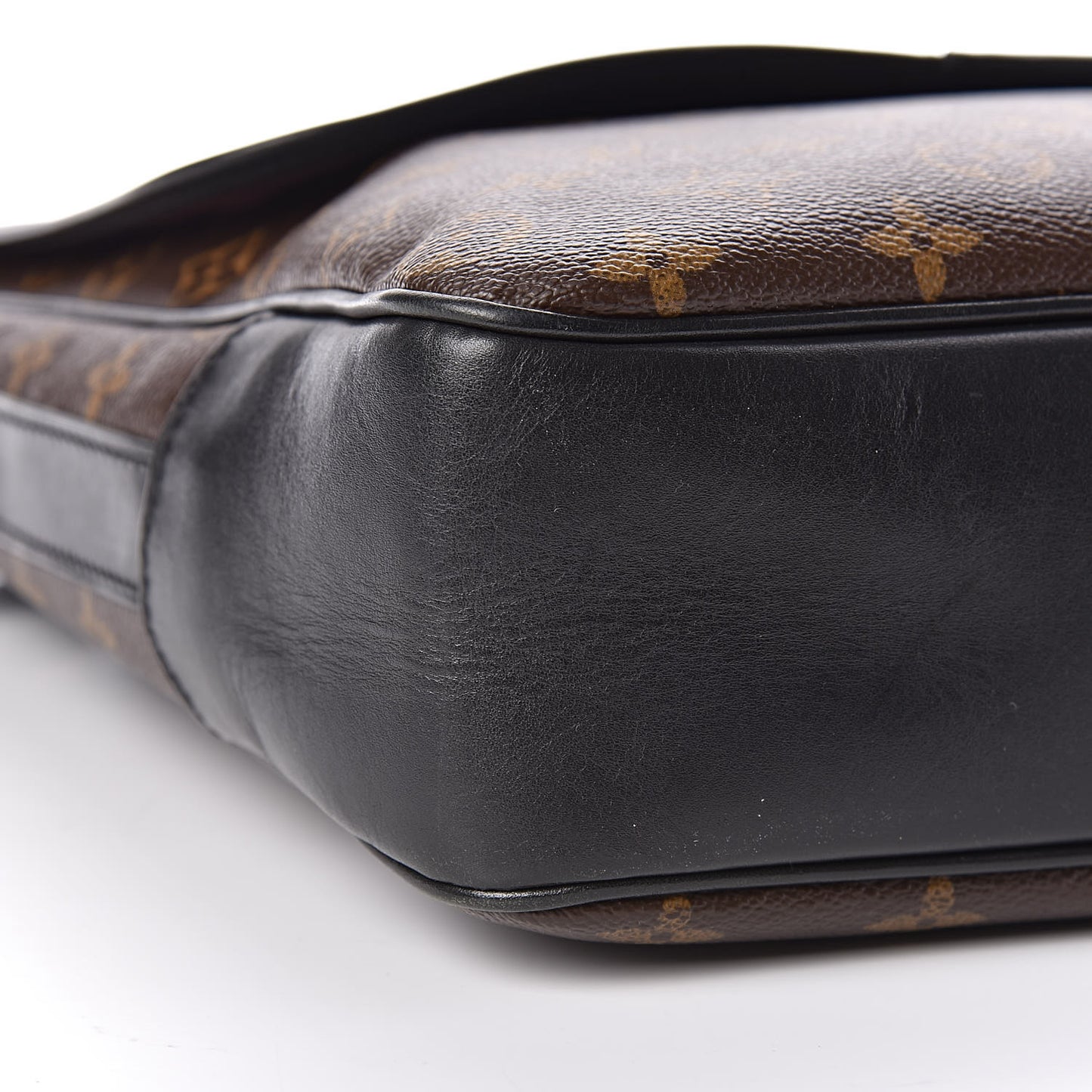 Monogram Macassar Bass GM