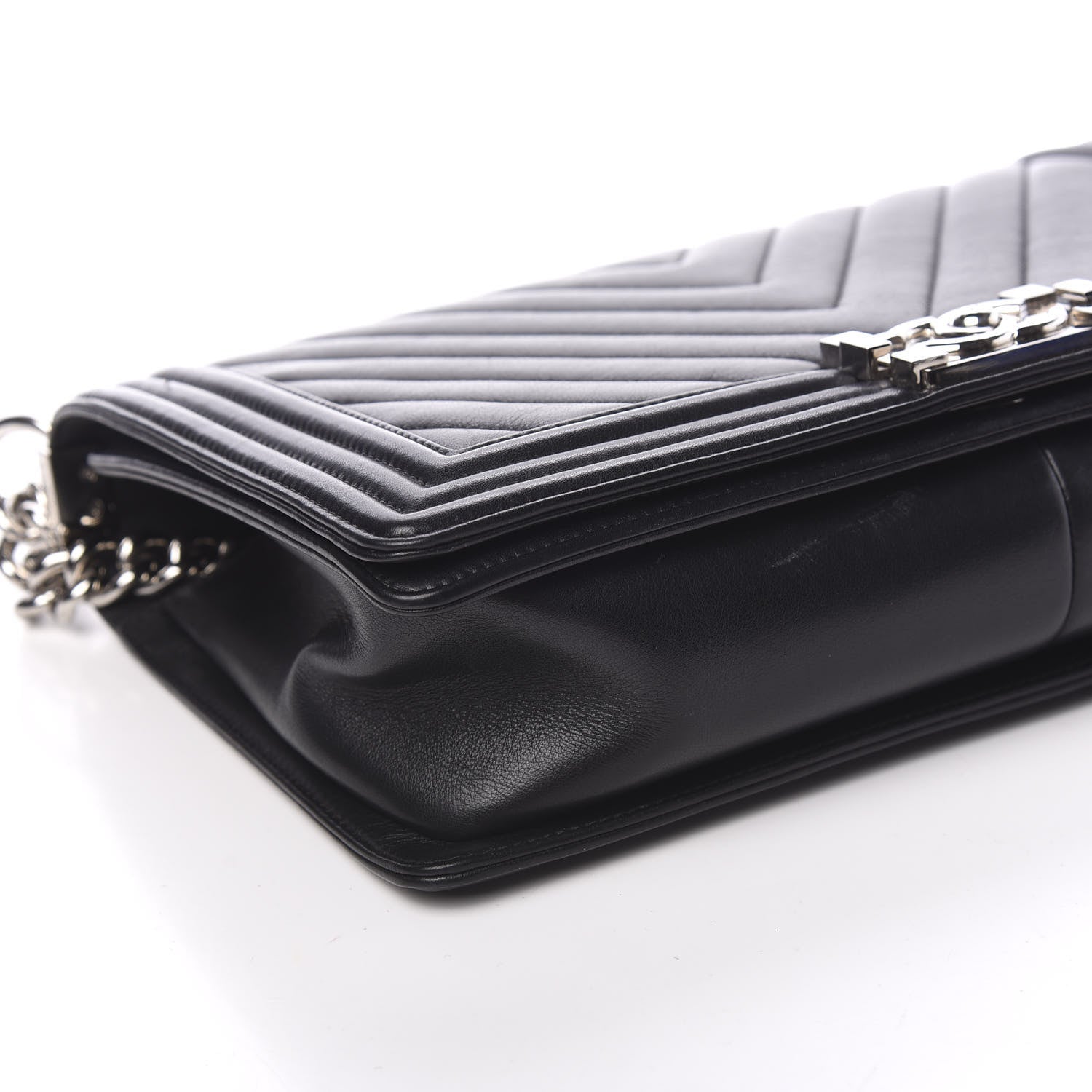 Chanel Calfskin Chevron Quilted New Medium Boy Flap Black 4 of 14