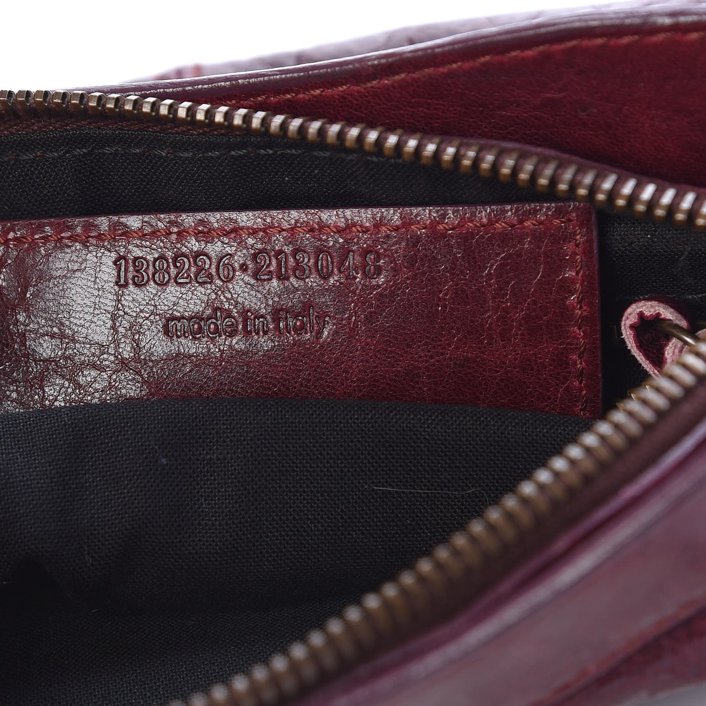 Agneau Classic Hardware Shoulder Bag Bordeaux