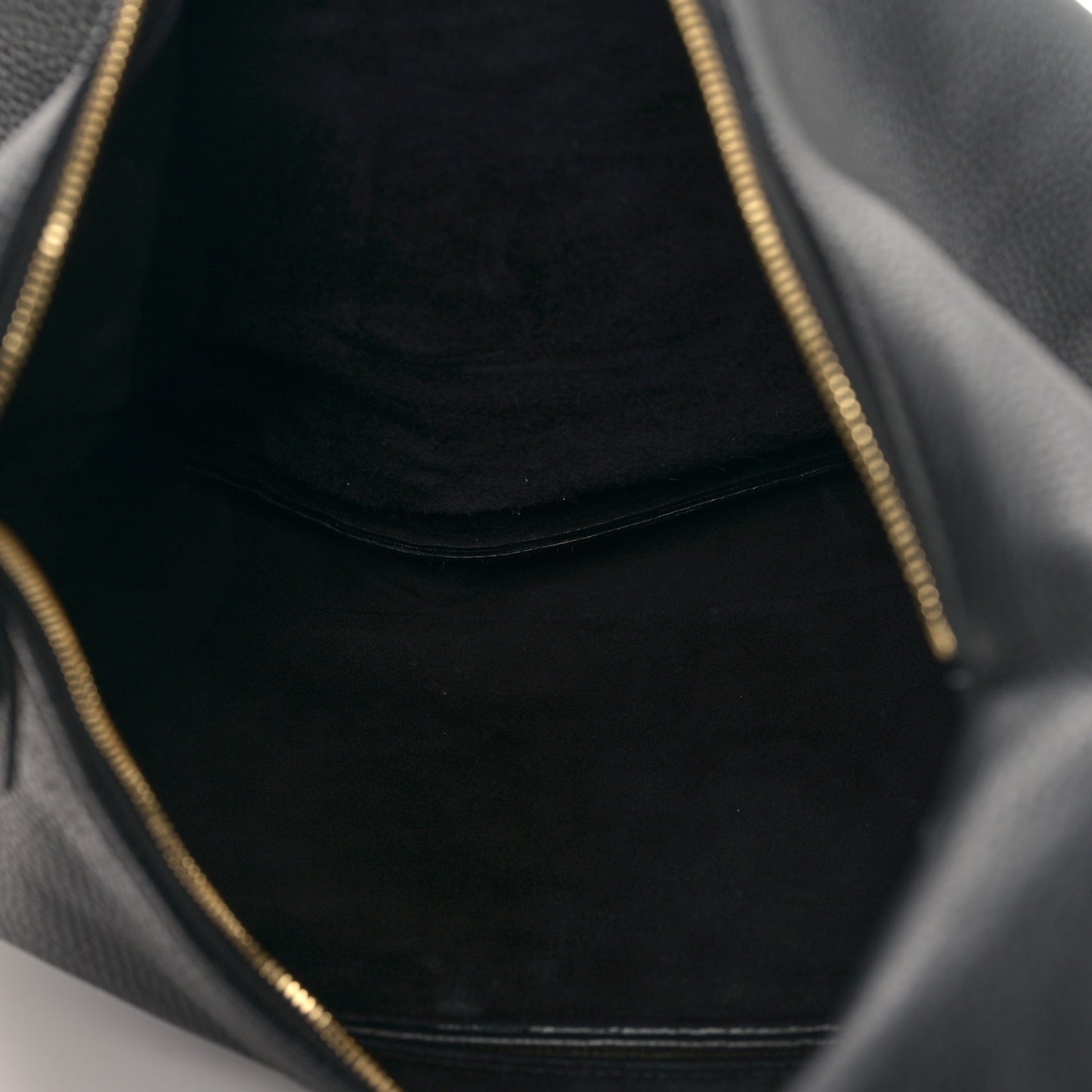 Grained Calfskin Medium Everyday Shoulder Bag Black