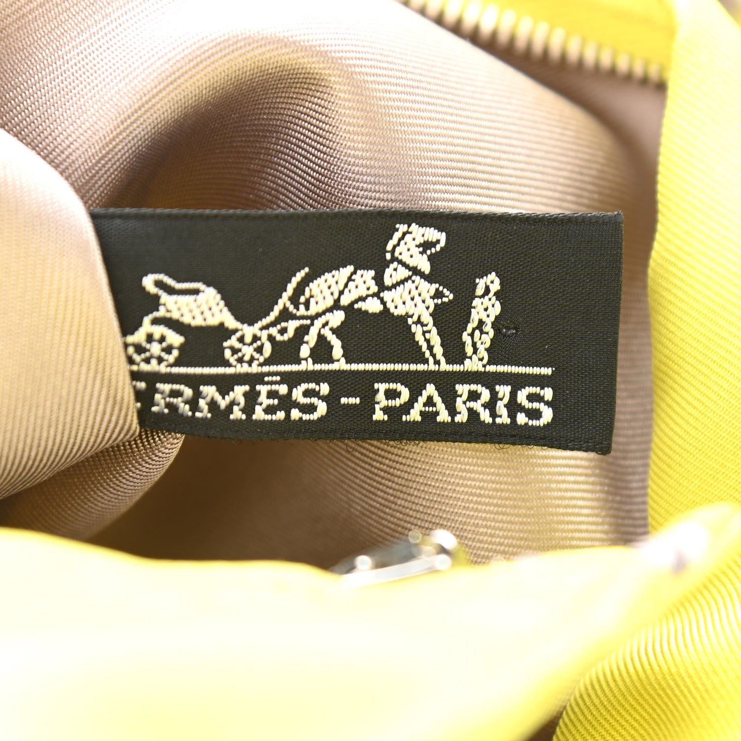 Hermes Silk Vif Argent Silky City 33 PM Lime 7 of 10