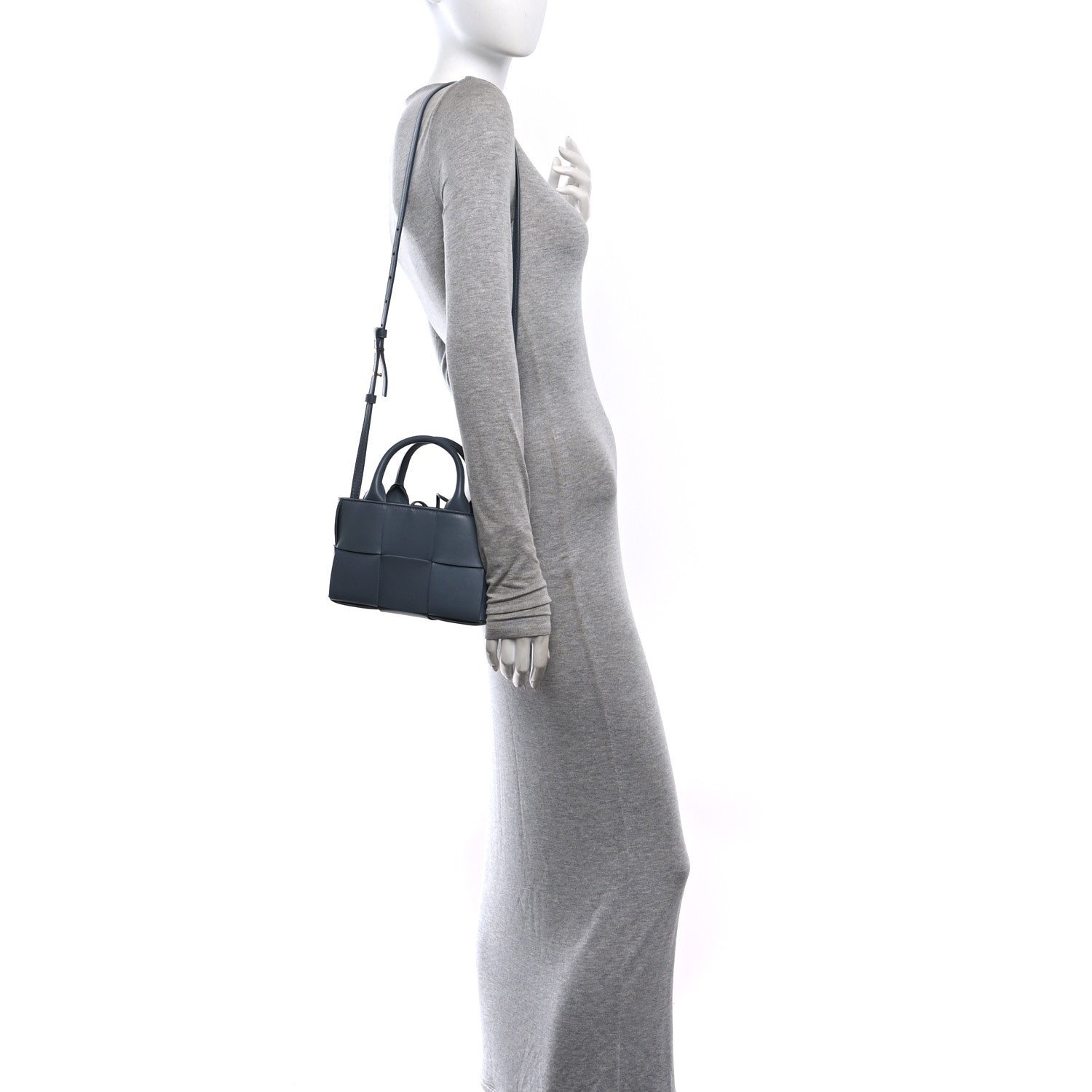 Bottega Veneta Nappa Maxi Intrecciato Mini Arco Tote Thunder 2 of 9