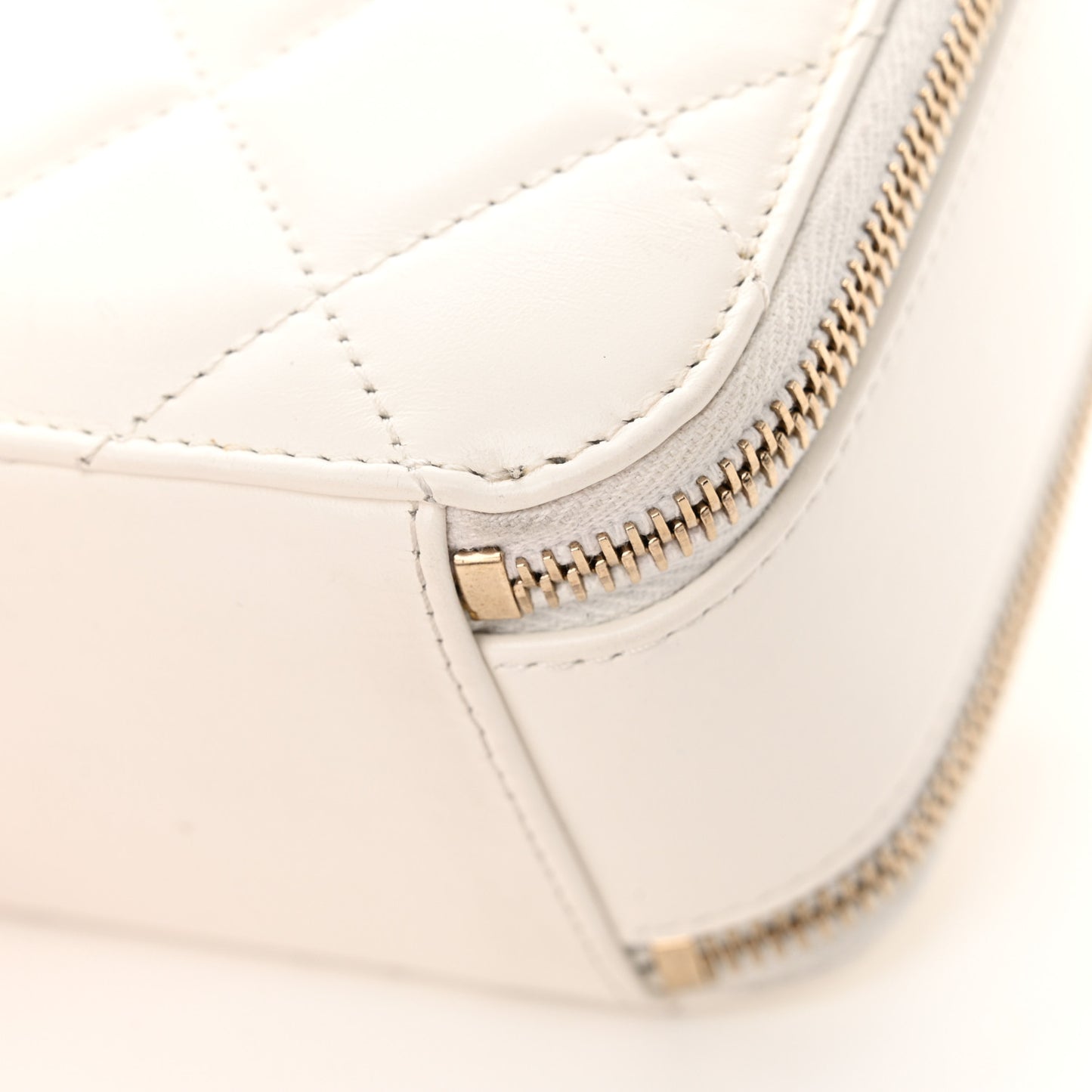 Shiny Calfskin Quilted Top Handle Vanity Case White