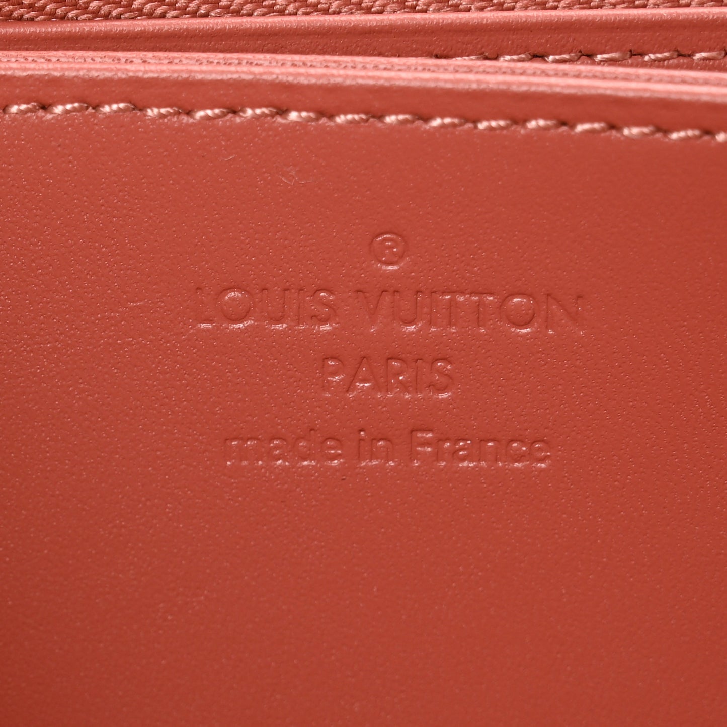 Vernis Valentine Dog Zippy Wallet Vieux Rose