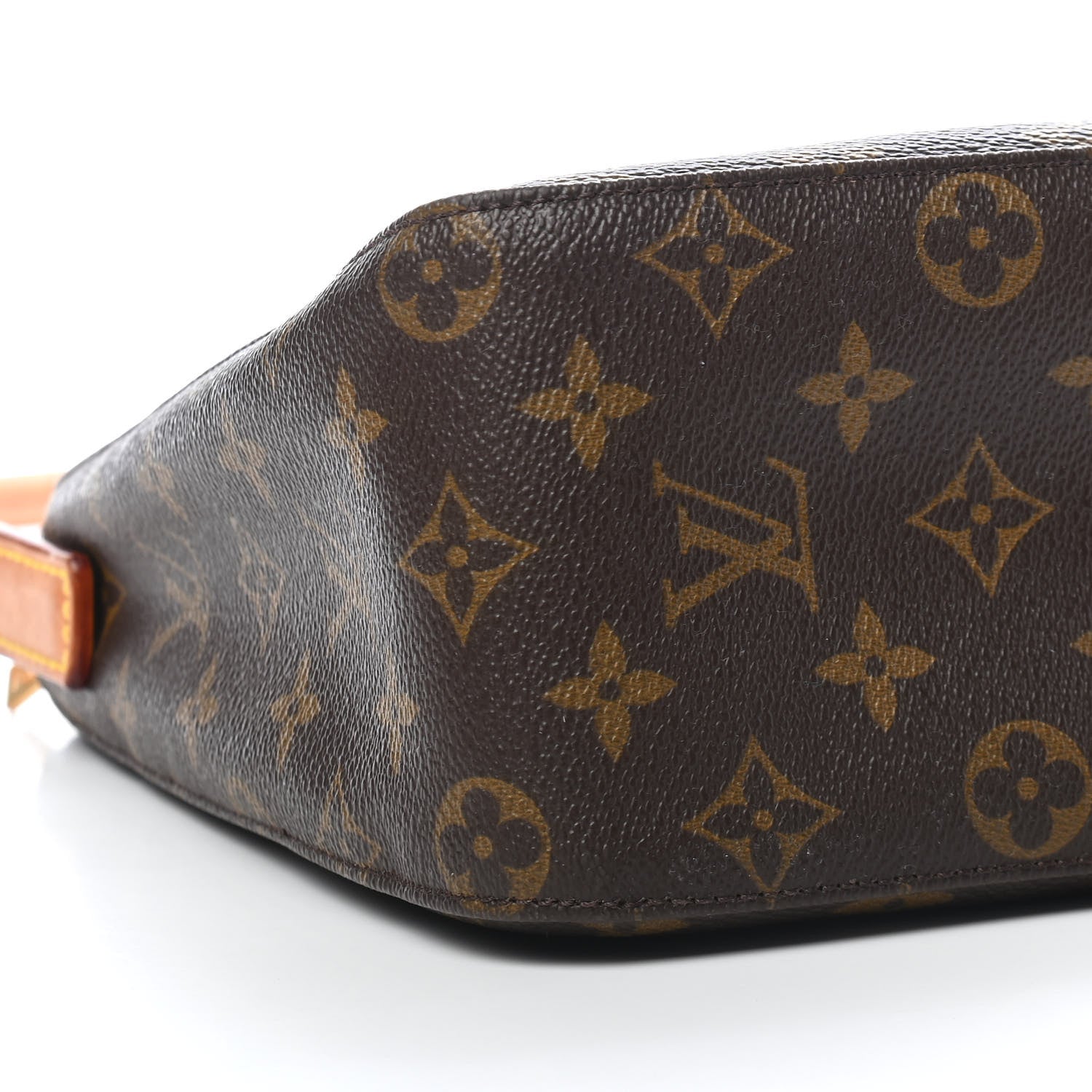 Louis Vuitton Monogram Looping MM 7 of 8