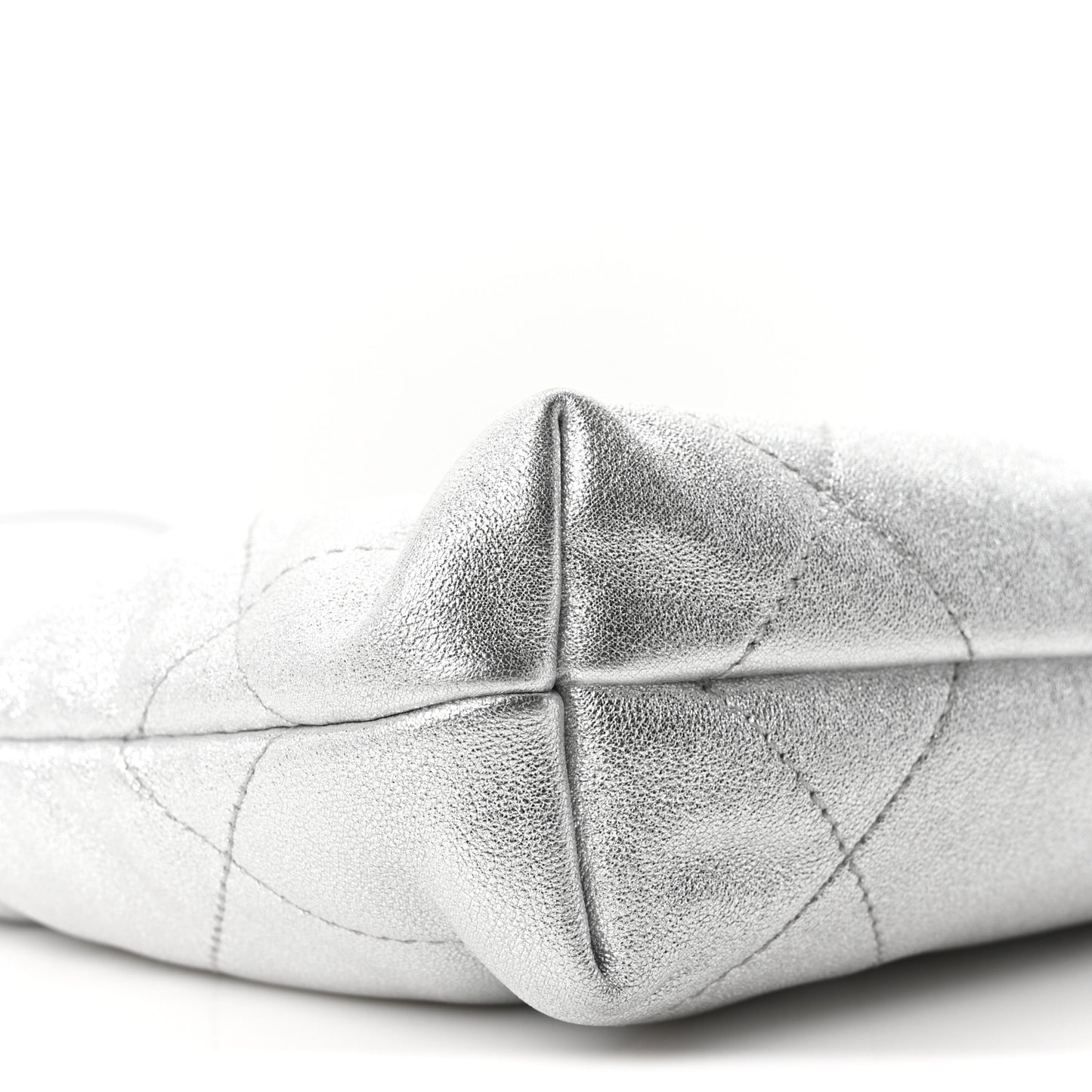 Metallic Lambskin Quilted Mini Chanel 22 Silvery
