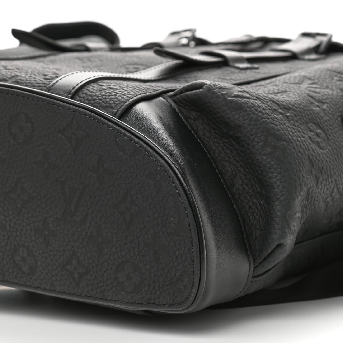 Taurillon Monogram Christopher MM Backpack Black