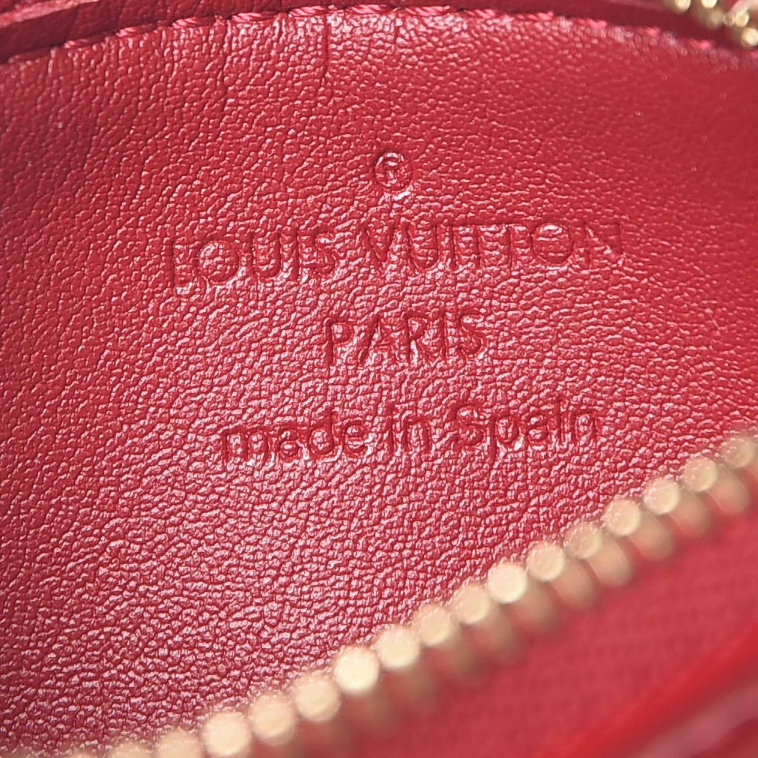 Louis Vuitton Vernis Key Pouch Pomme D'Amour 6 of 8