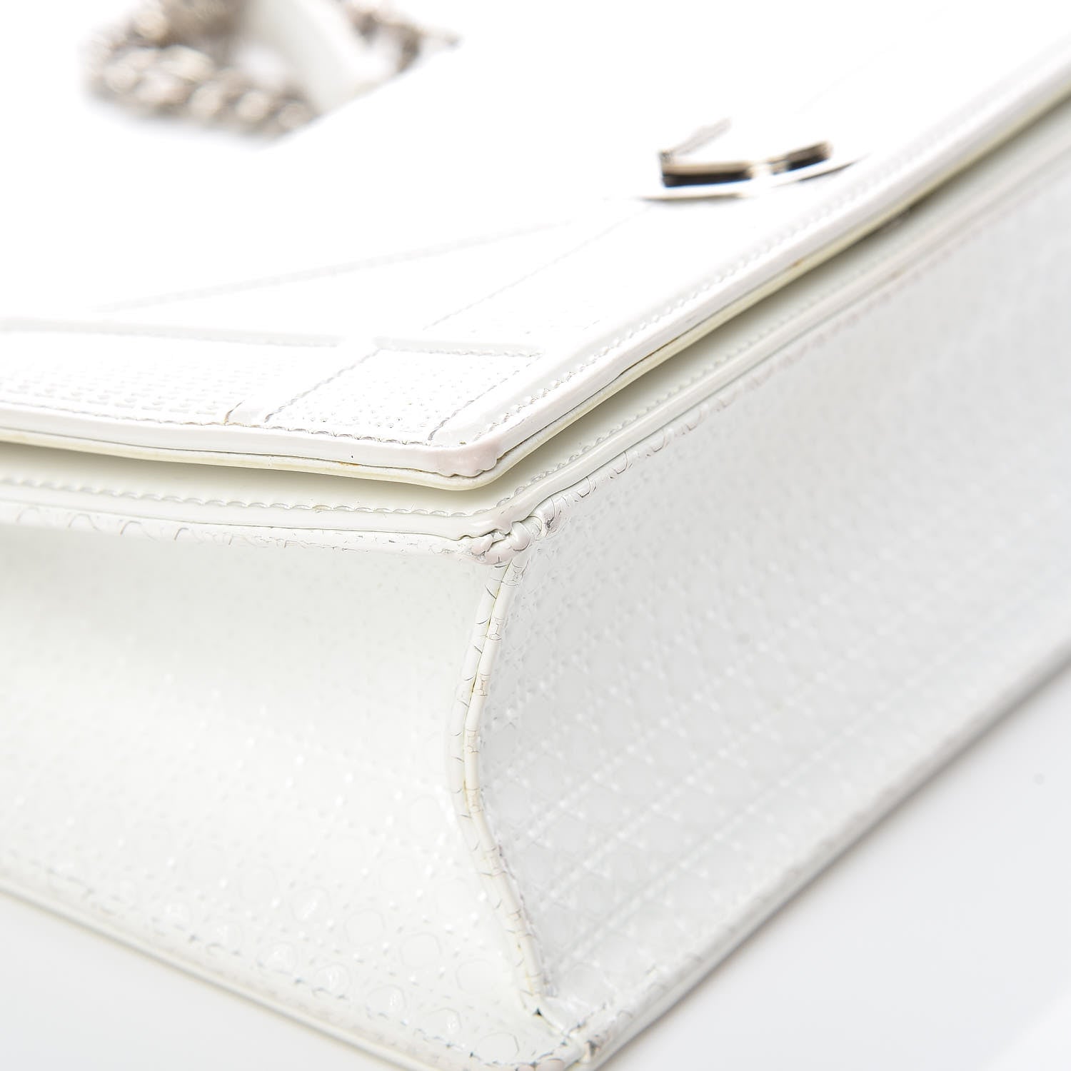 Christian Dior Patent Micro-Cannage Small Diorama Flap Bag White 16 of 17