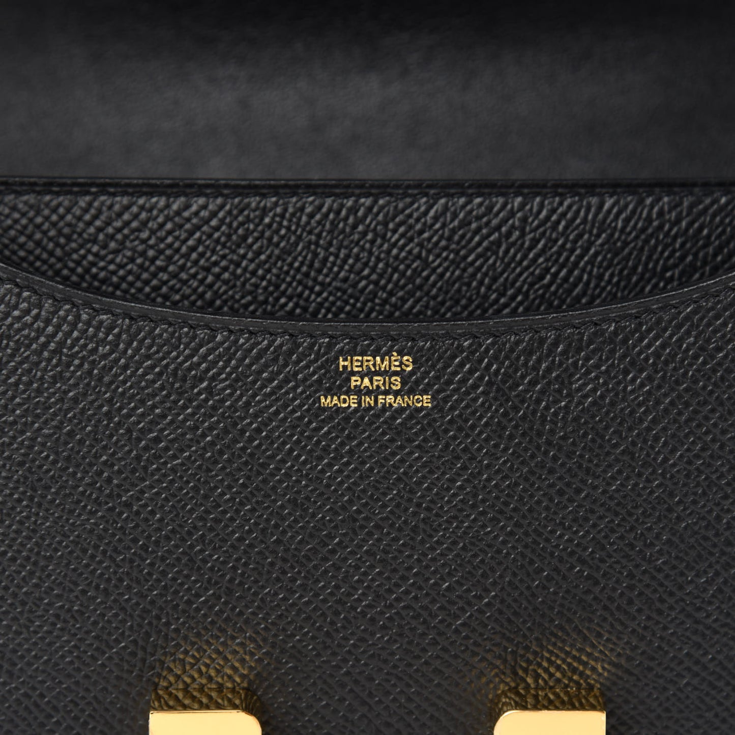 Epsom Constance 18 Black