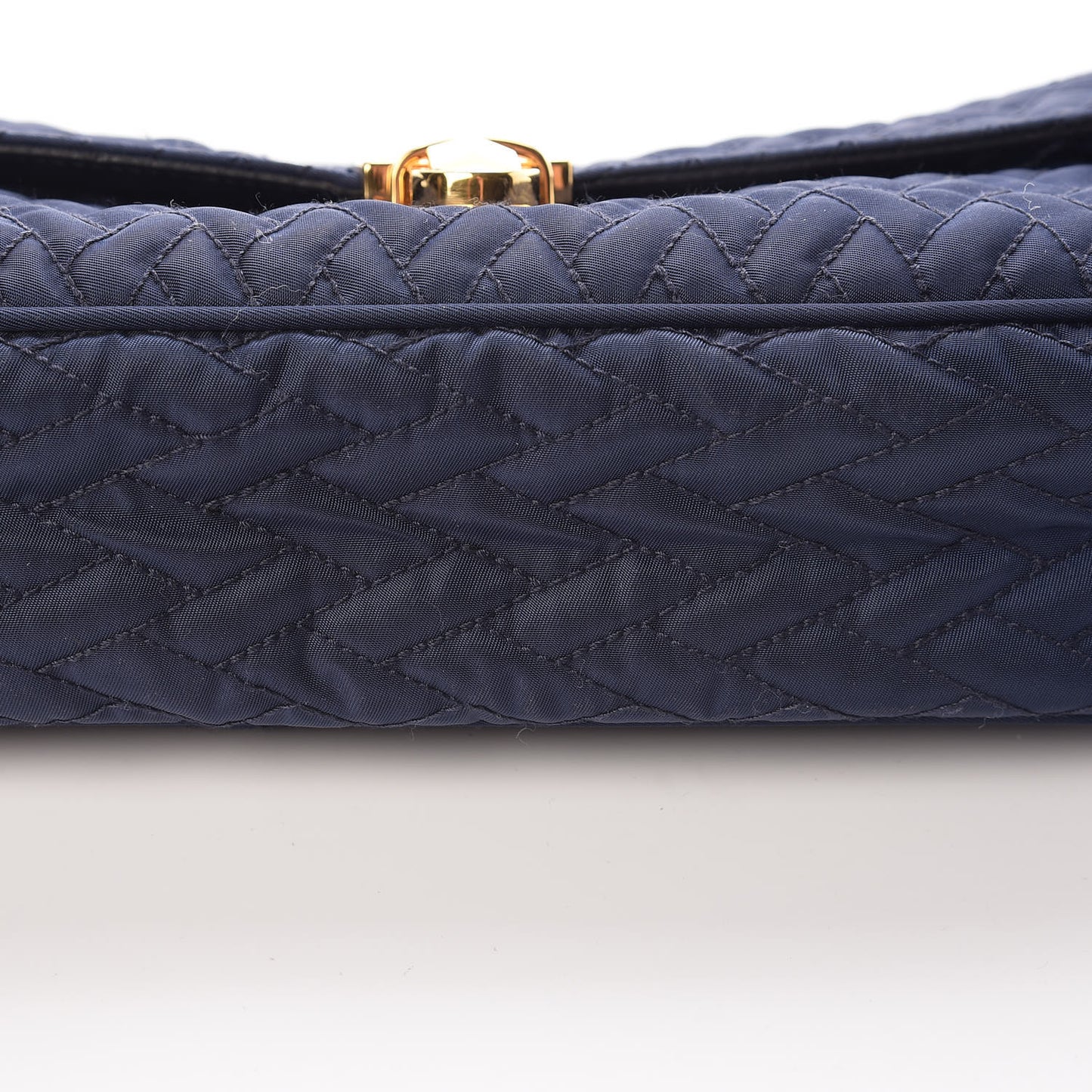 Nylon Tessuto Impuntu Quilted Flap Baltico