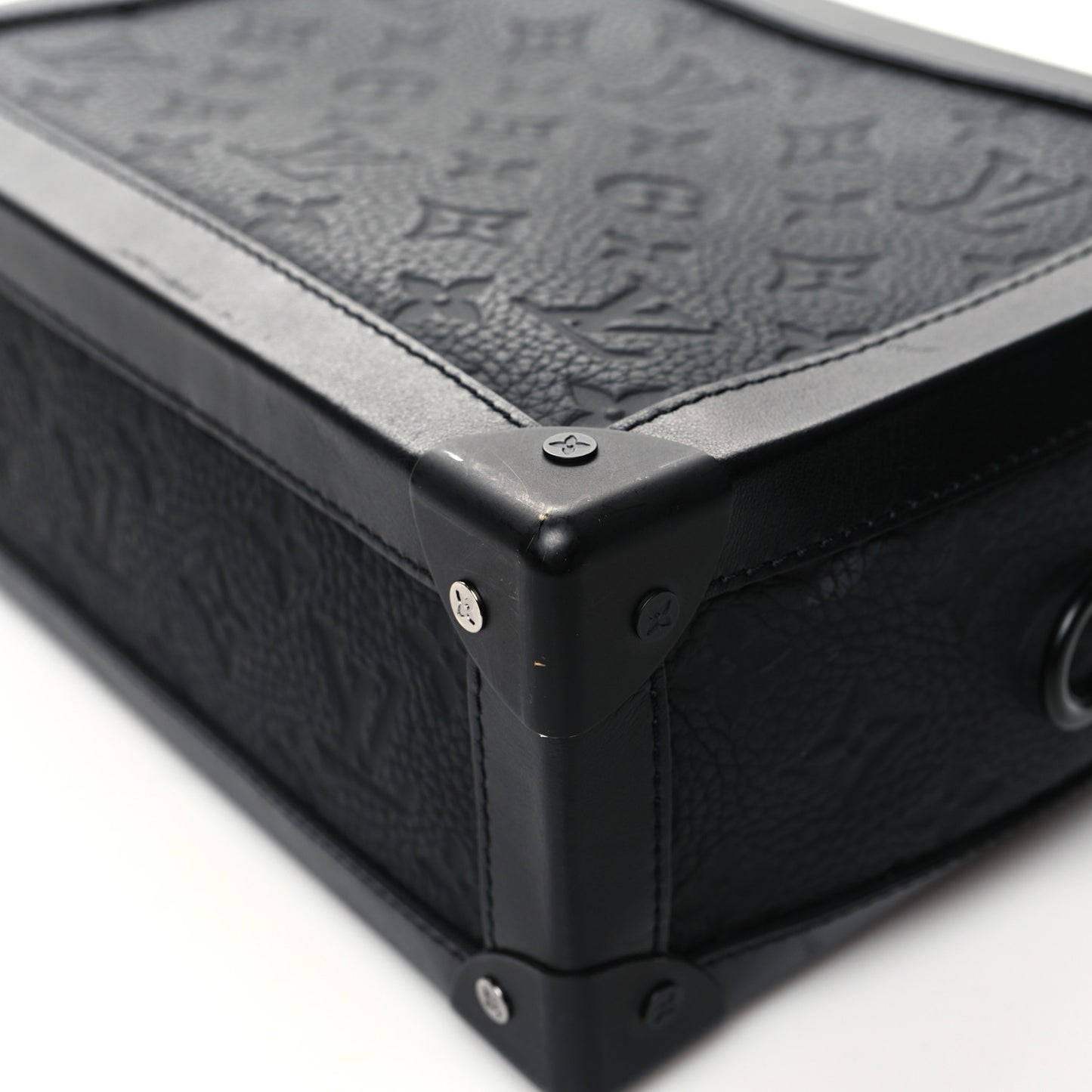 Taurillon Monogram Solar Ray Soft Trunk Black