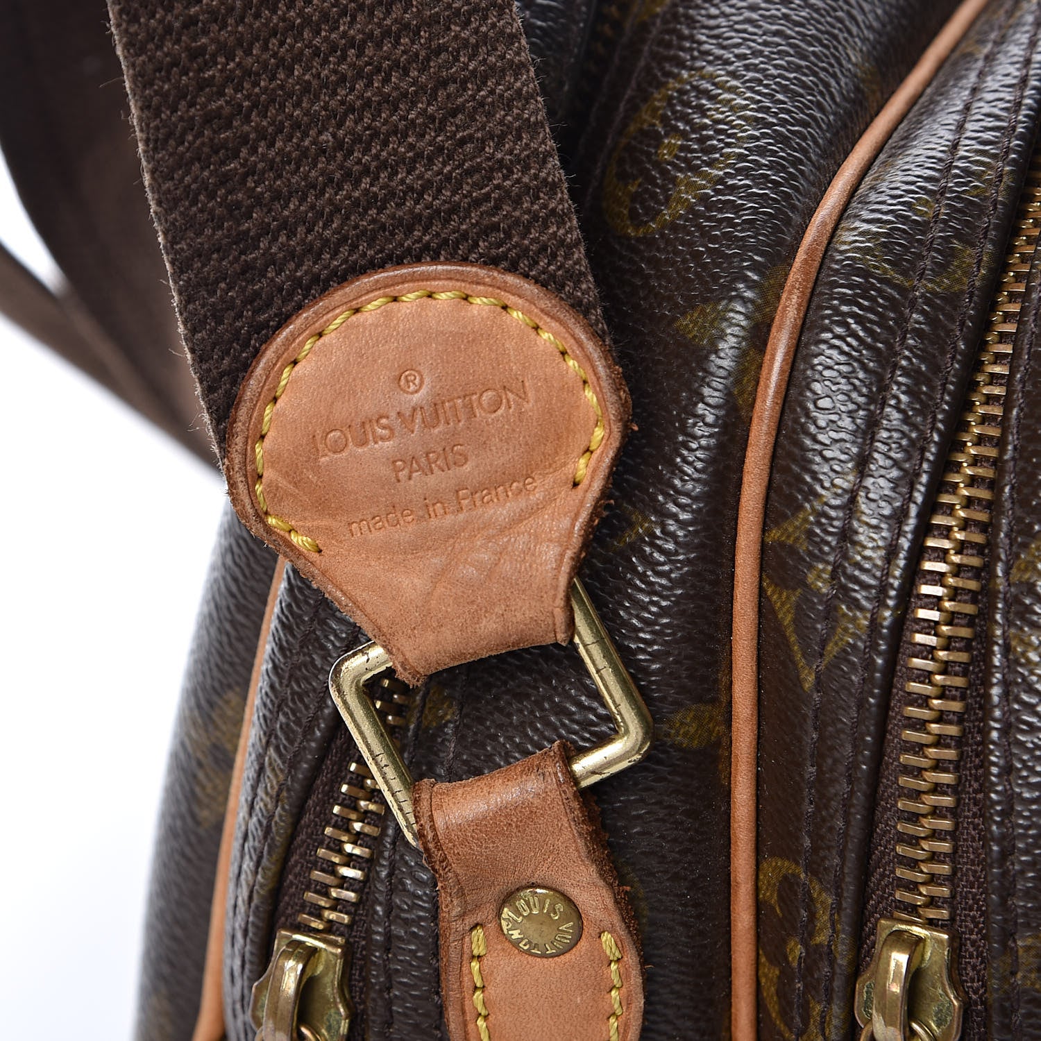 Louis Vuitton Monogram Reporter PM 7 of 14