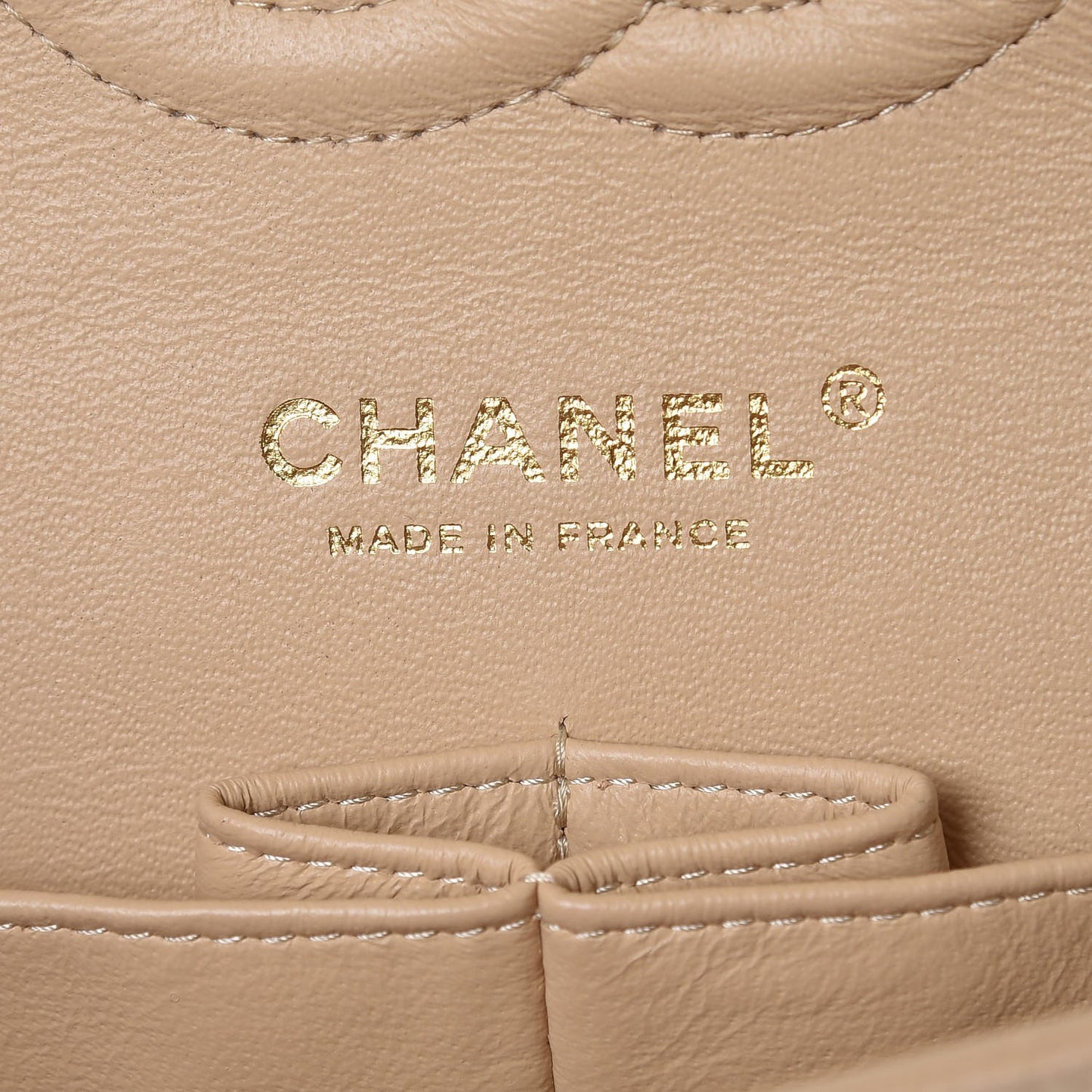 Caviar Quilted Medium Double Flap Beige Clair