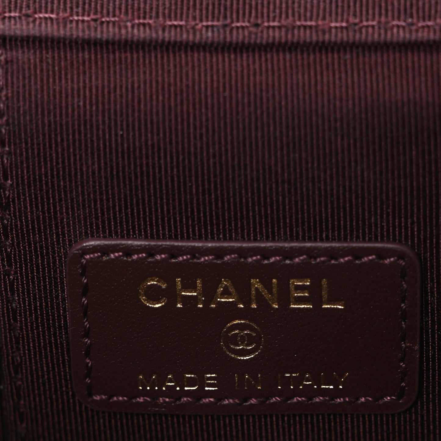 Caviar Quilted Mini Vanity Case With Chain Black