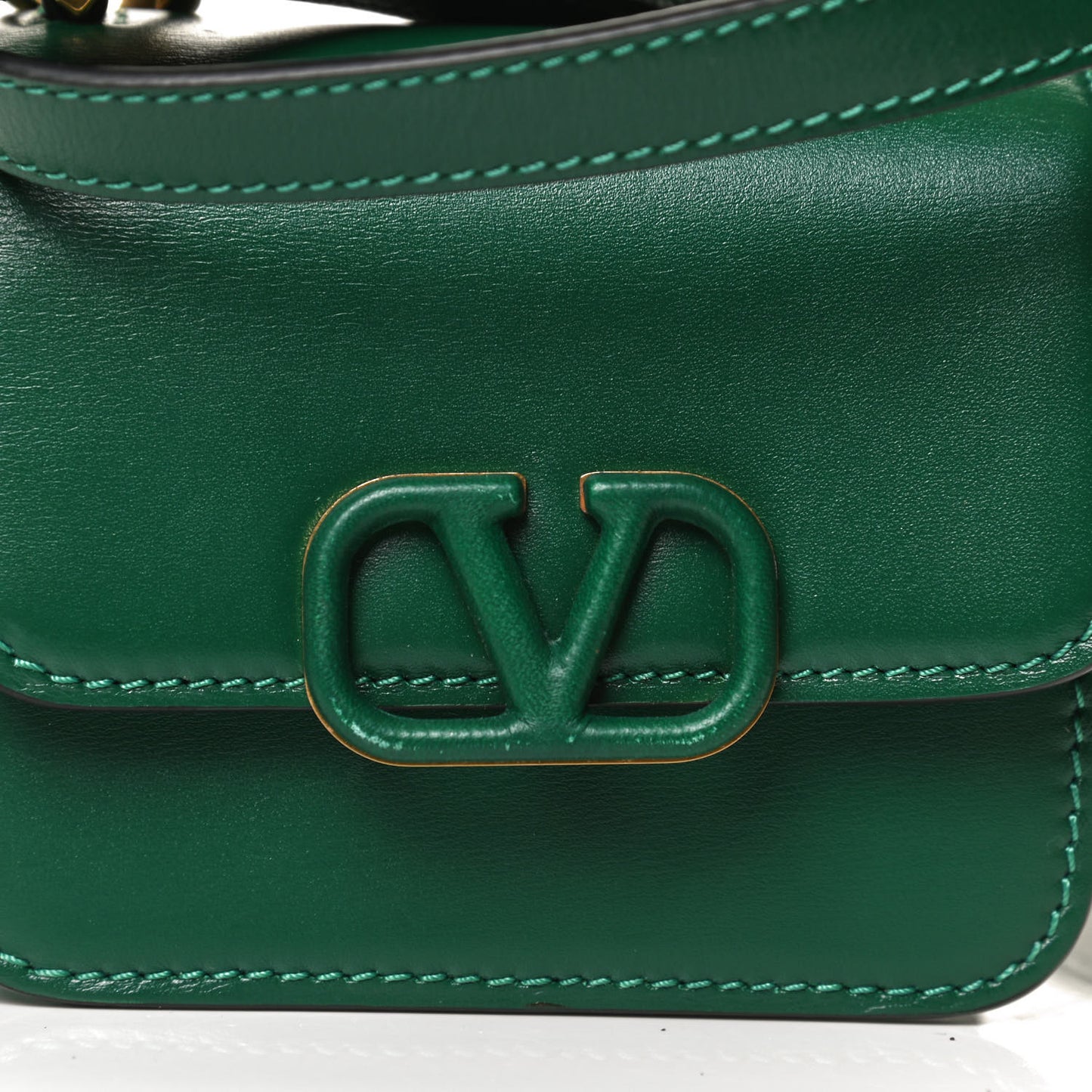 Calfskin Micro VSling Shoulder Bag Green
