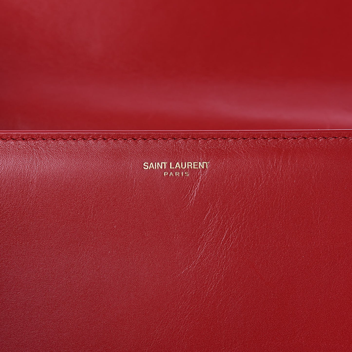 Calfskin Medium Classic Betty Red