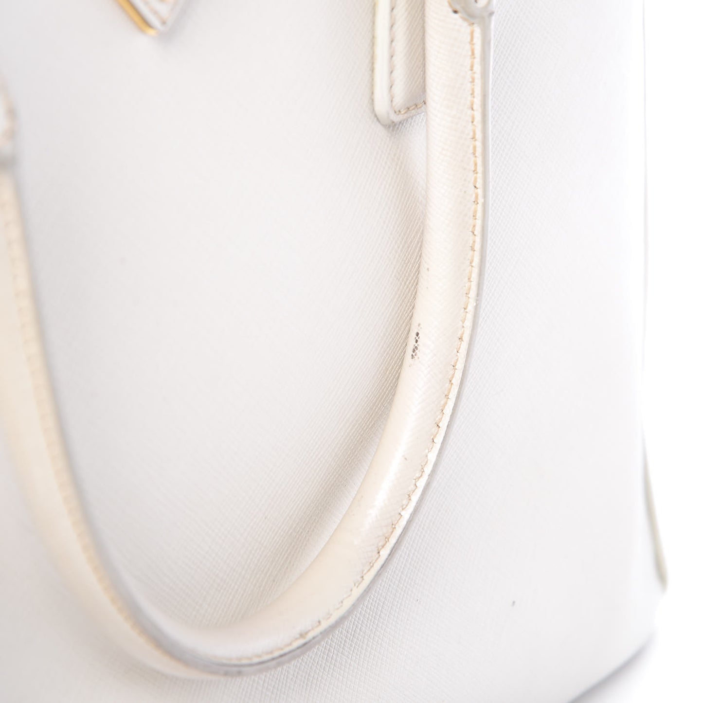 Saffiano Medium Galleria Double Zip Tote Talco