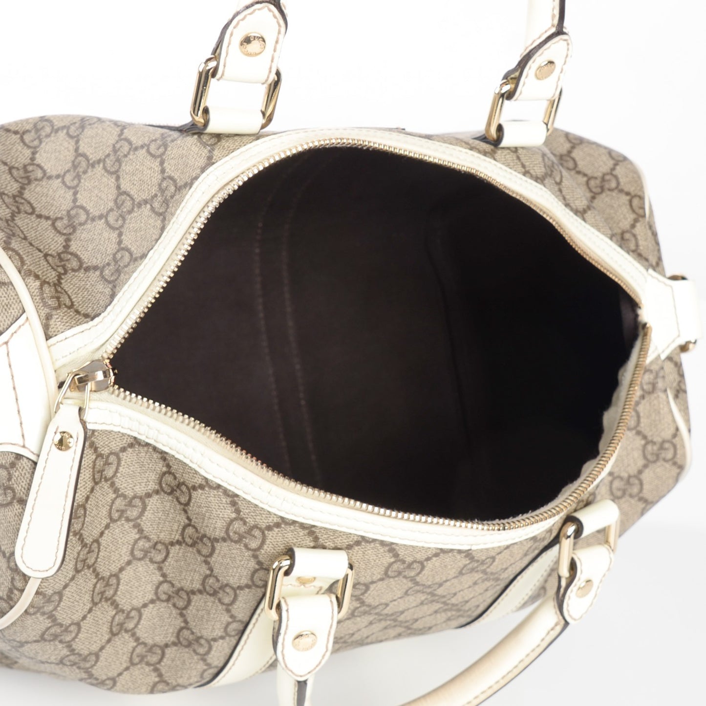 GG Plus Monogram Medium Joy Boston Off White