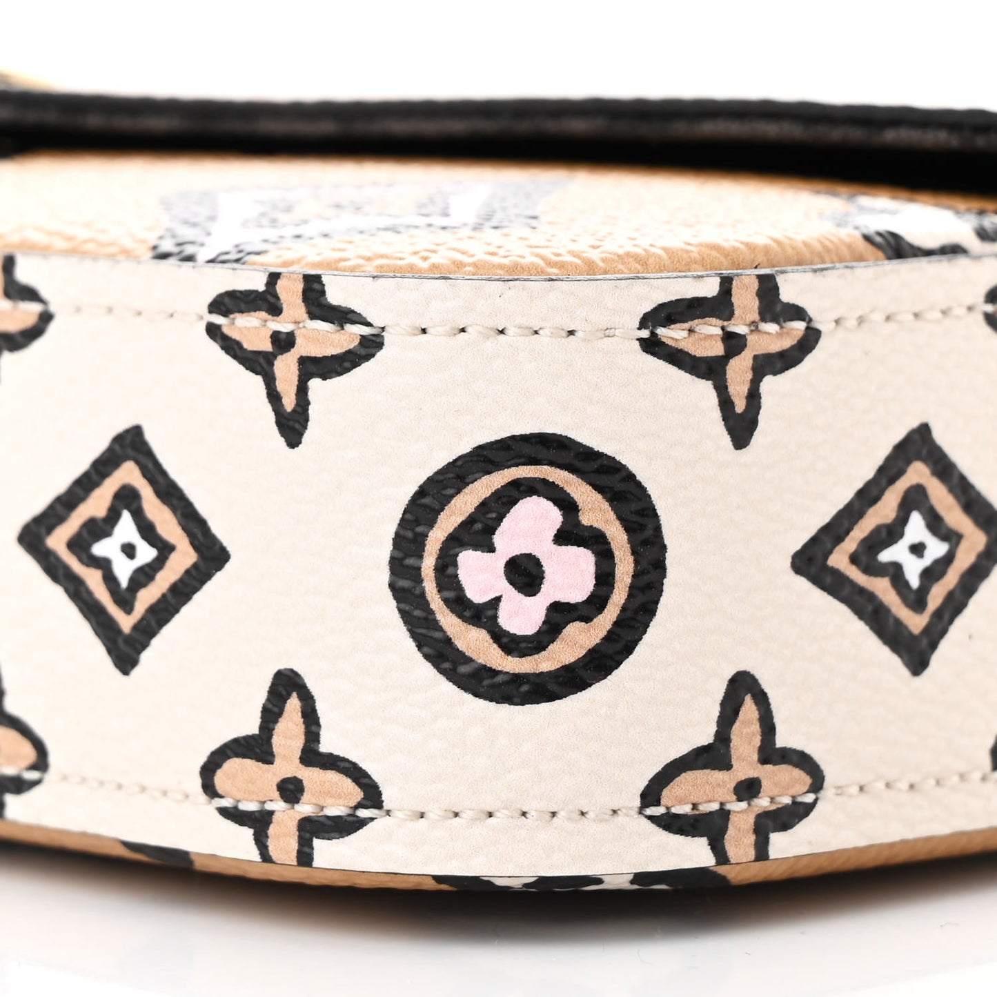 Monogram Wild At Heart Felicie Strap & Go Arizona Creme
