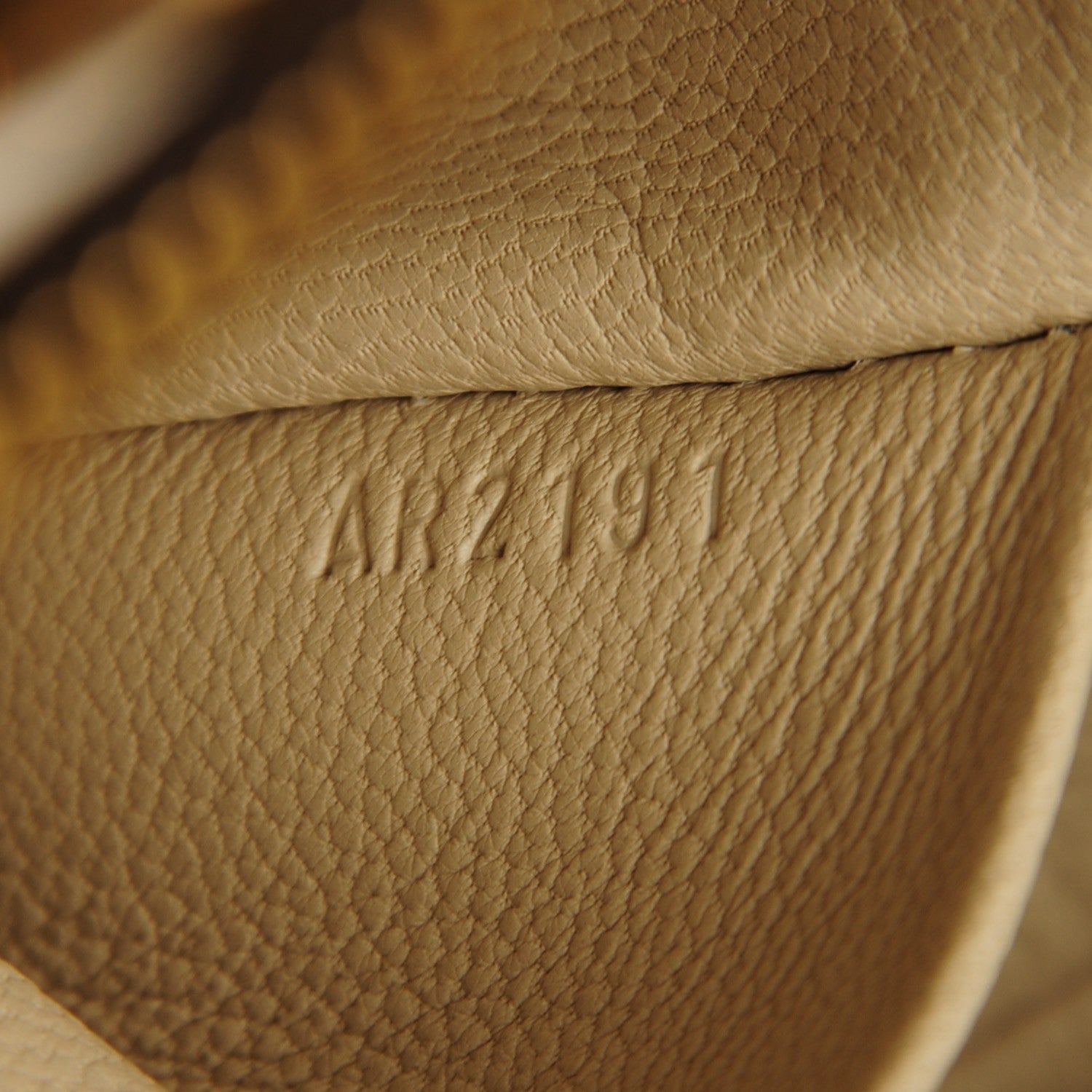 Louis Vuitton Monogram Shine Fetish Lockit BB 7 of 7