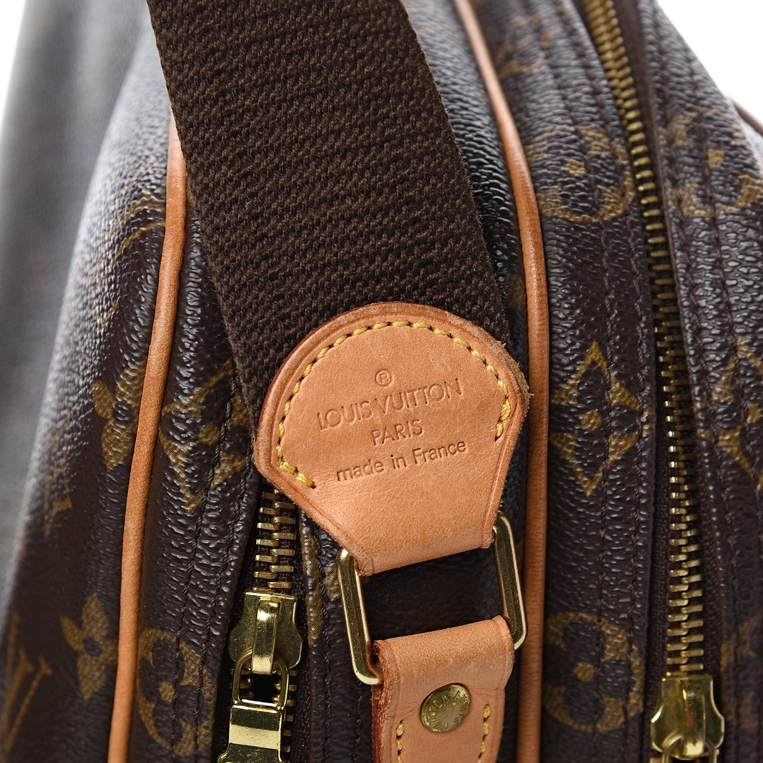 Louis Vuitton Monogram Reporter PM 6 of 11