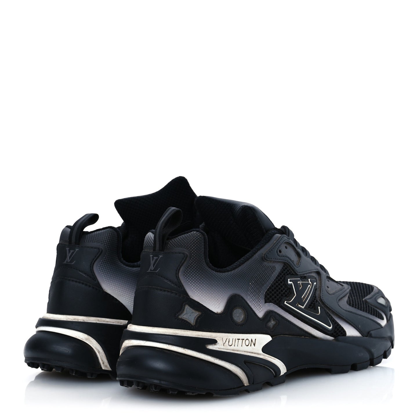 Canvas Mesh Mens LV Runner Tatic Sneakers 9.5 Black