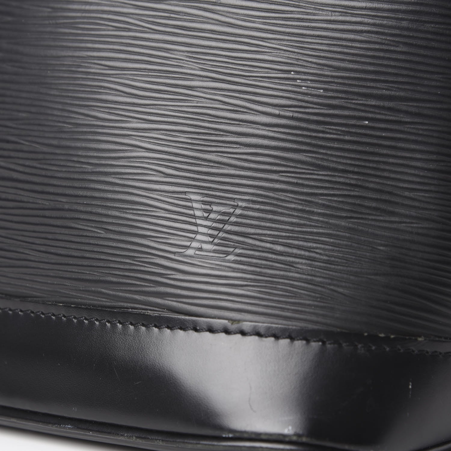 Louis Vuitton Epi Alma PM Black 8 of 9
