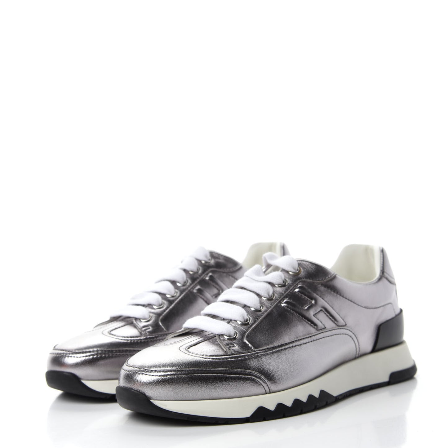 Metallic Nappa Womens Trail Sneakers 36 Gris Argente