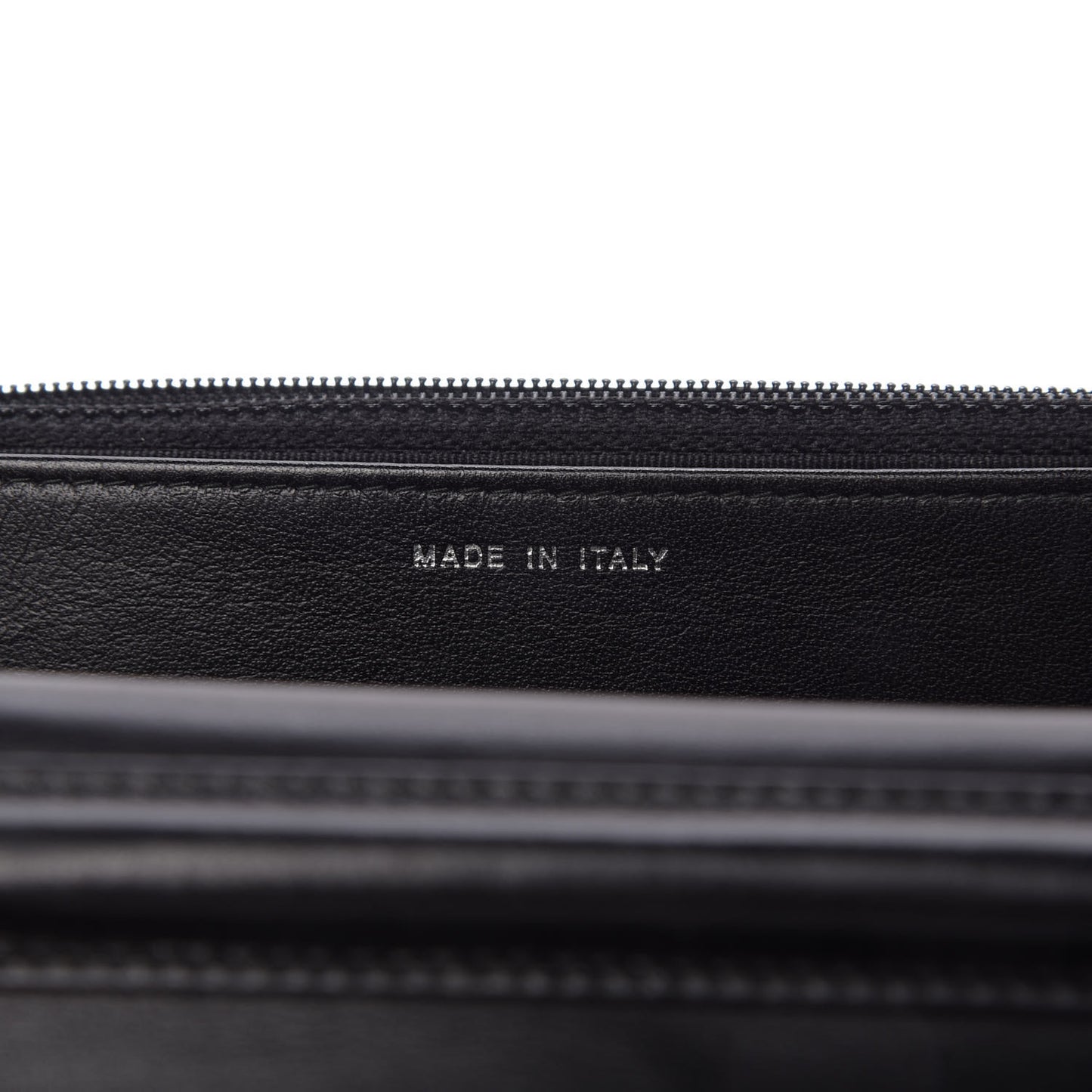 Aged Calfskin Chevron Quilted Reissue Wallet On Chain WOC So Black