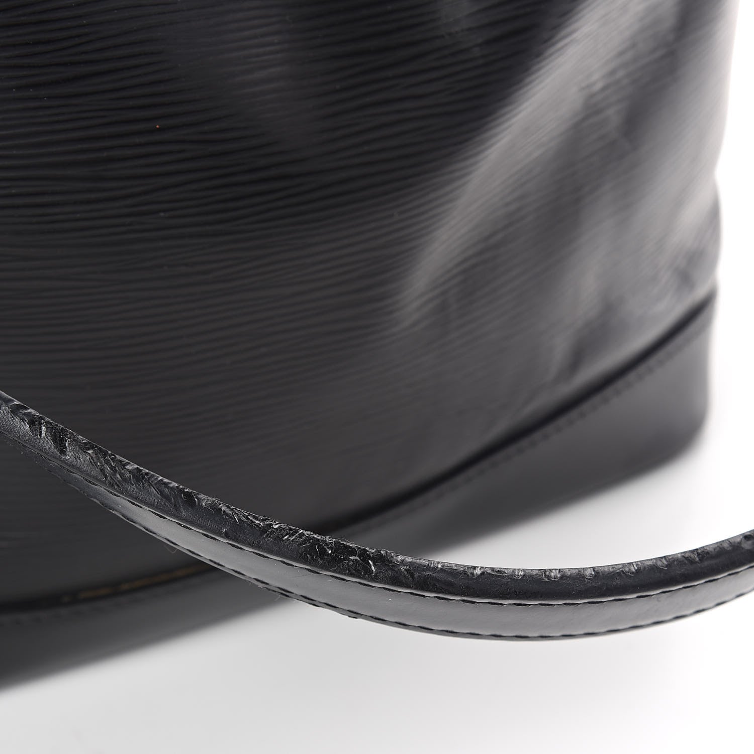 Louis Vuitton Epi Noe Black 9 of 14