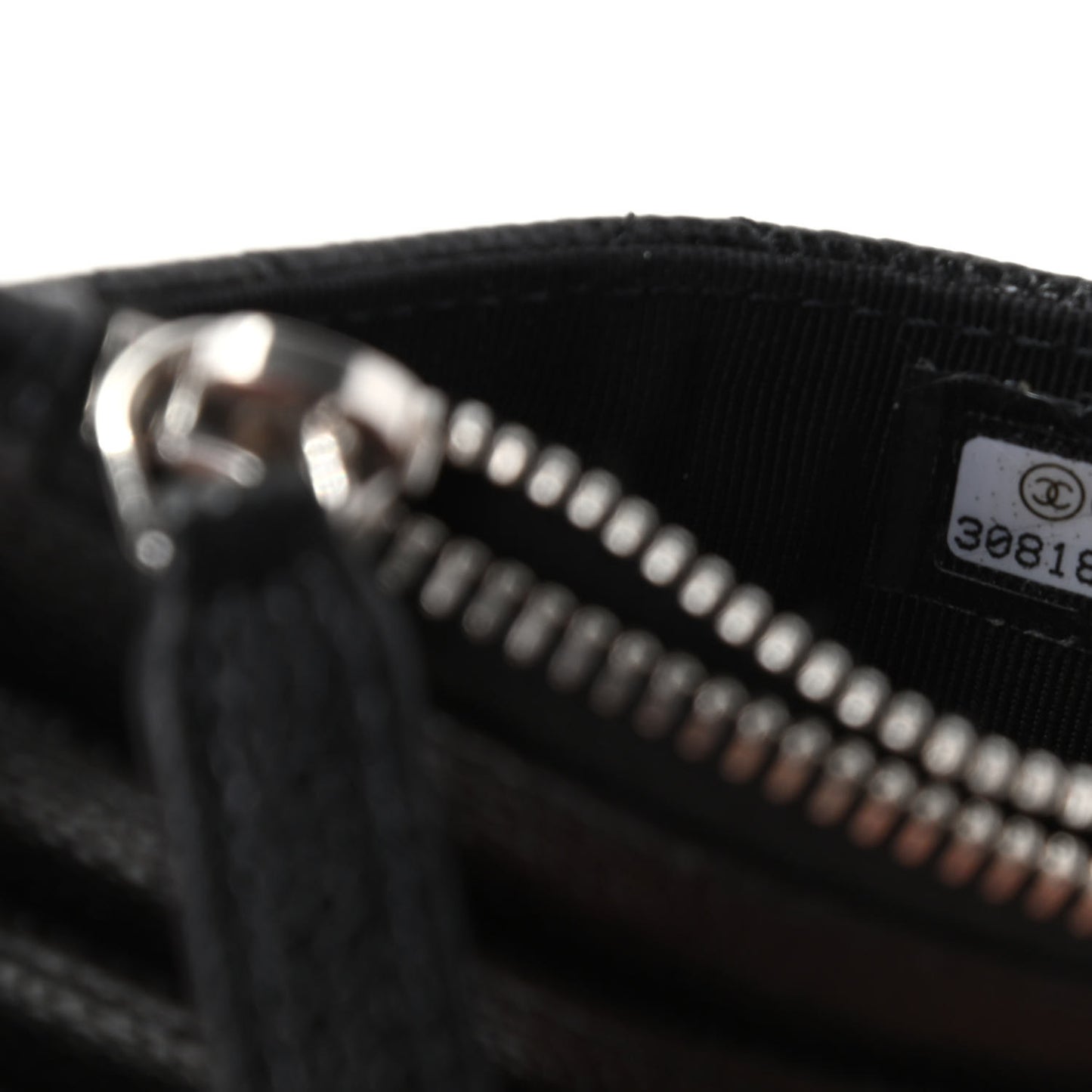 Caviar Quilted CC Zip Card Holder Black